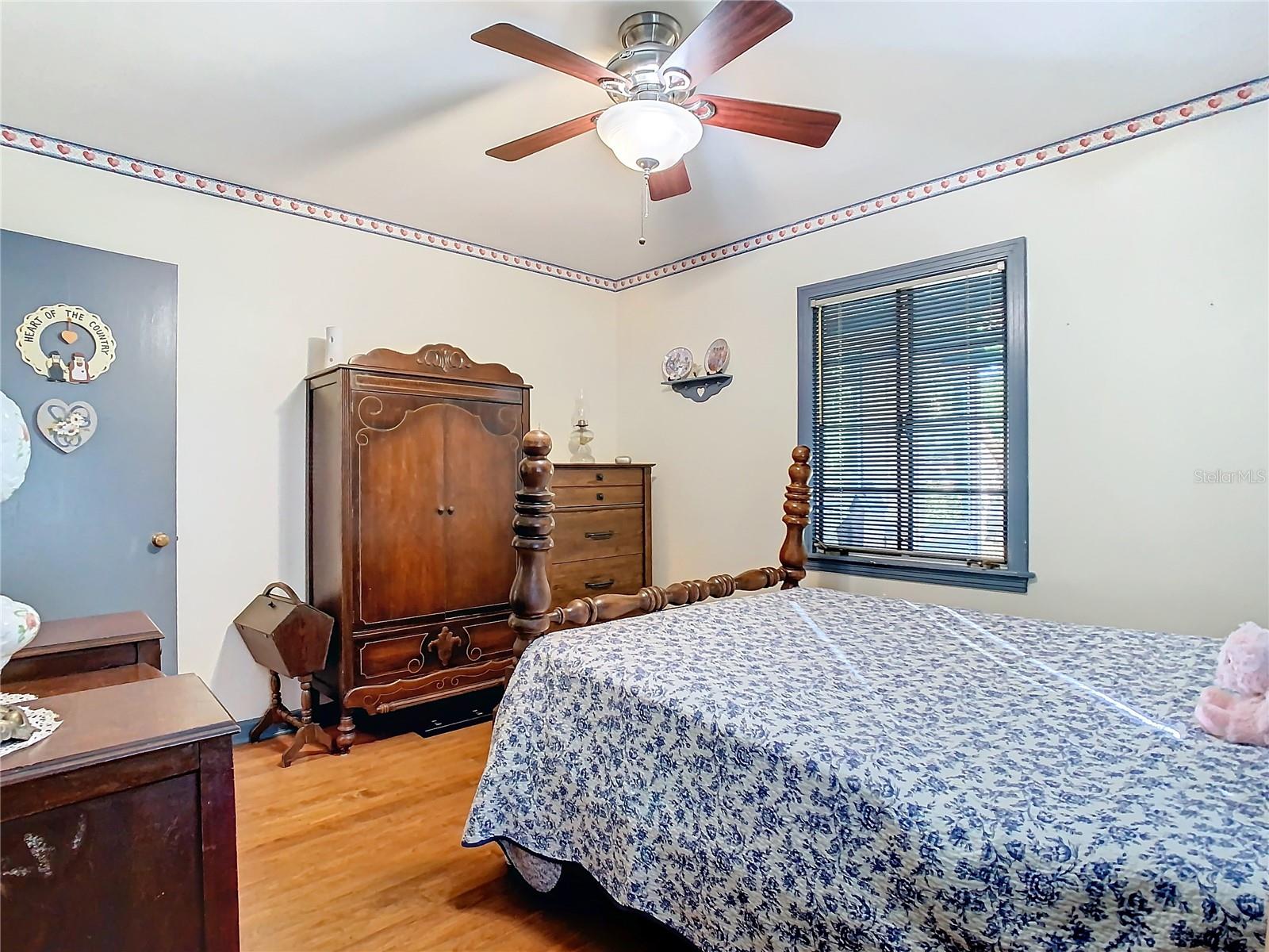 410 N THORPE AVE, ORANGE CITY, FL, 32763