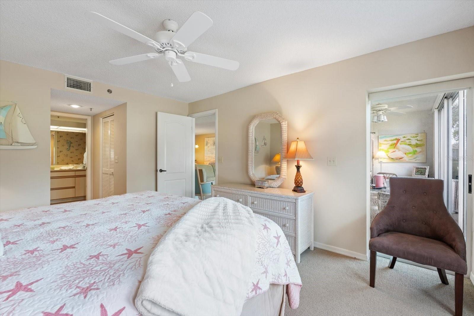 6713 STONE RIVER RD #104, BRADENTON, FL, 34203