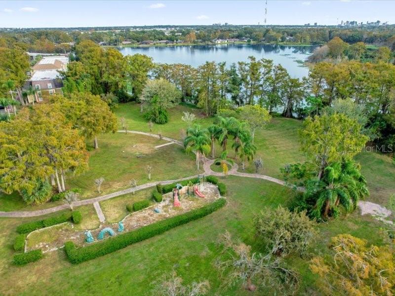 4008 VERSAILLES DR #4008C, ORLANDO, FL, 32808