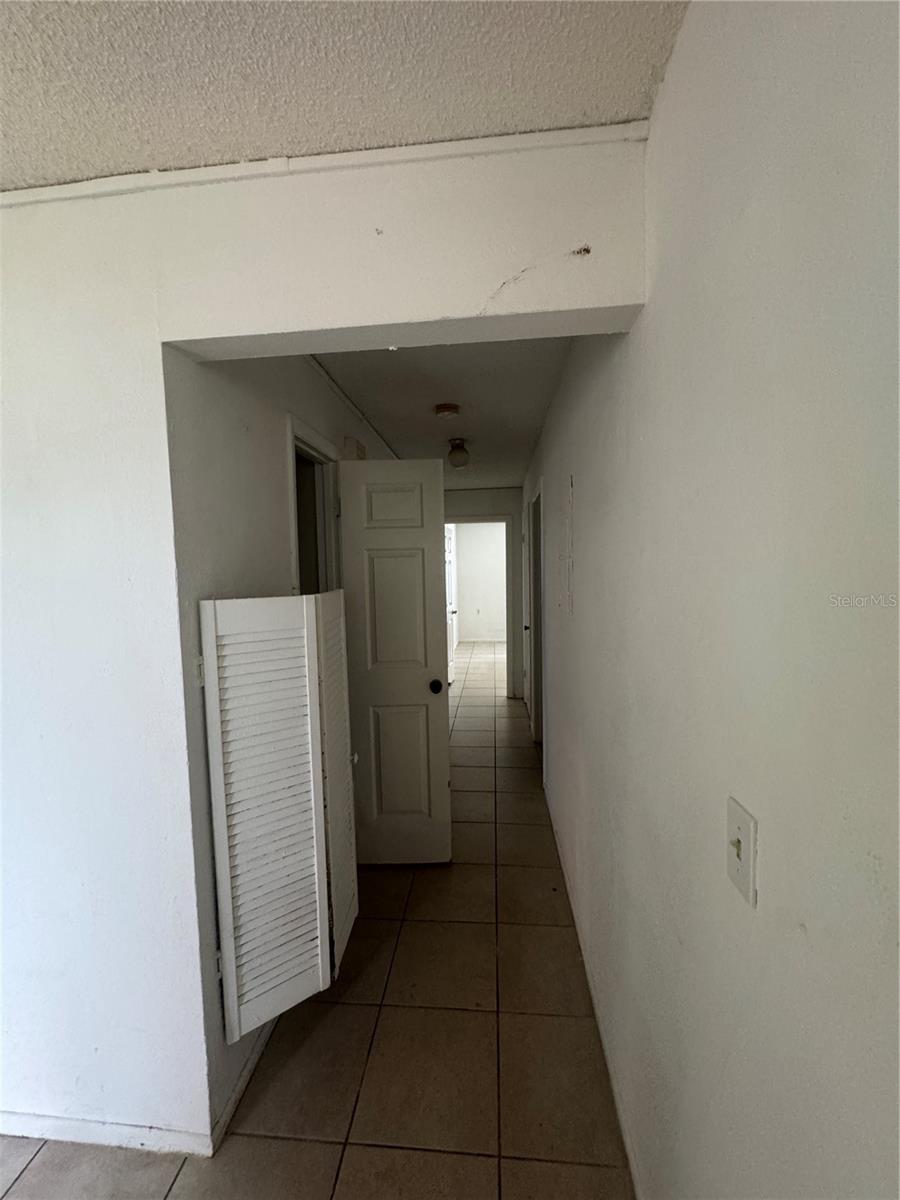 4008 VERSAILLES DR #4008C, ORLANDO, FL, 32808