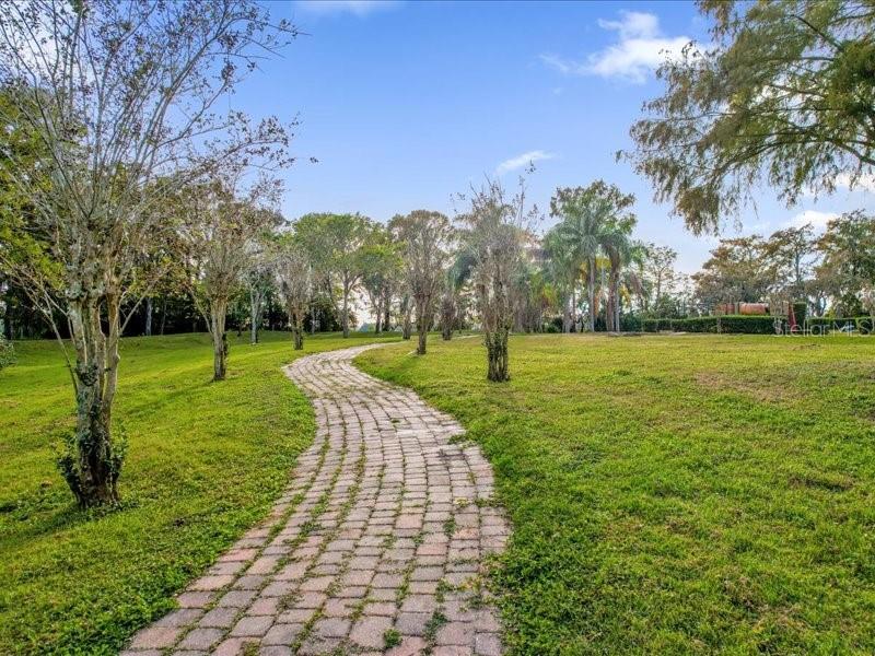 4008 VERSAILLES DR #4008C, ORLANDO, FL, 32808