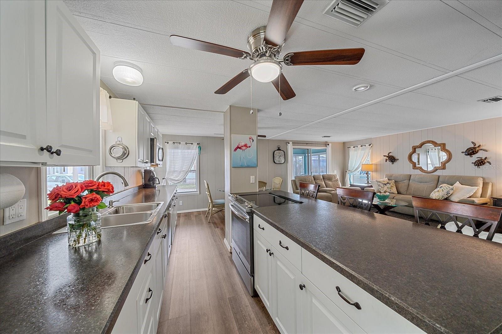 360 TAMPICO DR, PALMETTO, FL, 34221