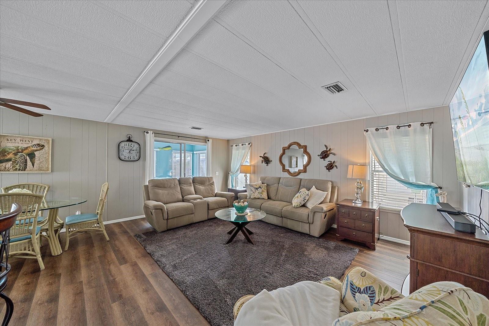360 TAMPICO DR, PALMETTO, FL, 34221