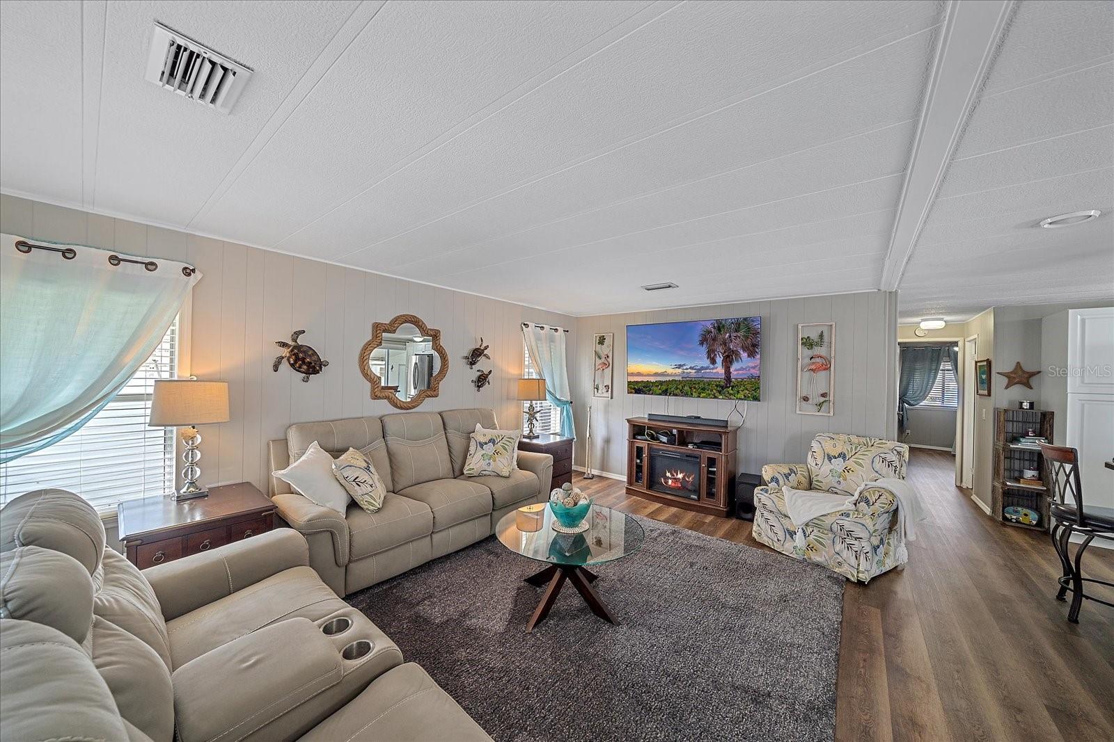 360 TAMPICO DR, PALMETTO, FL, 34221