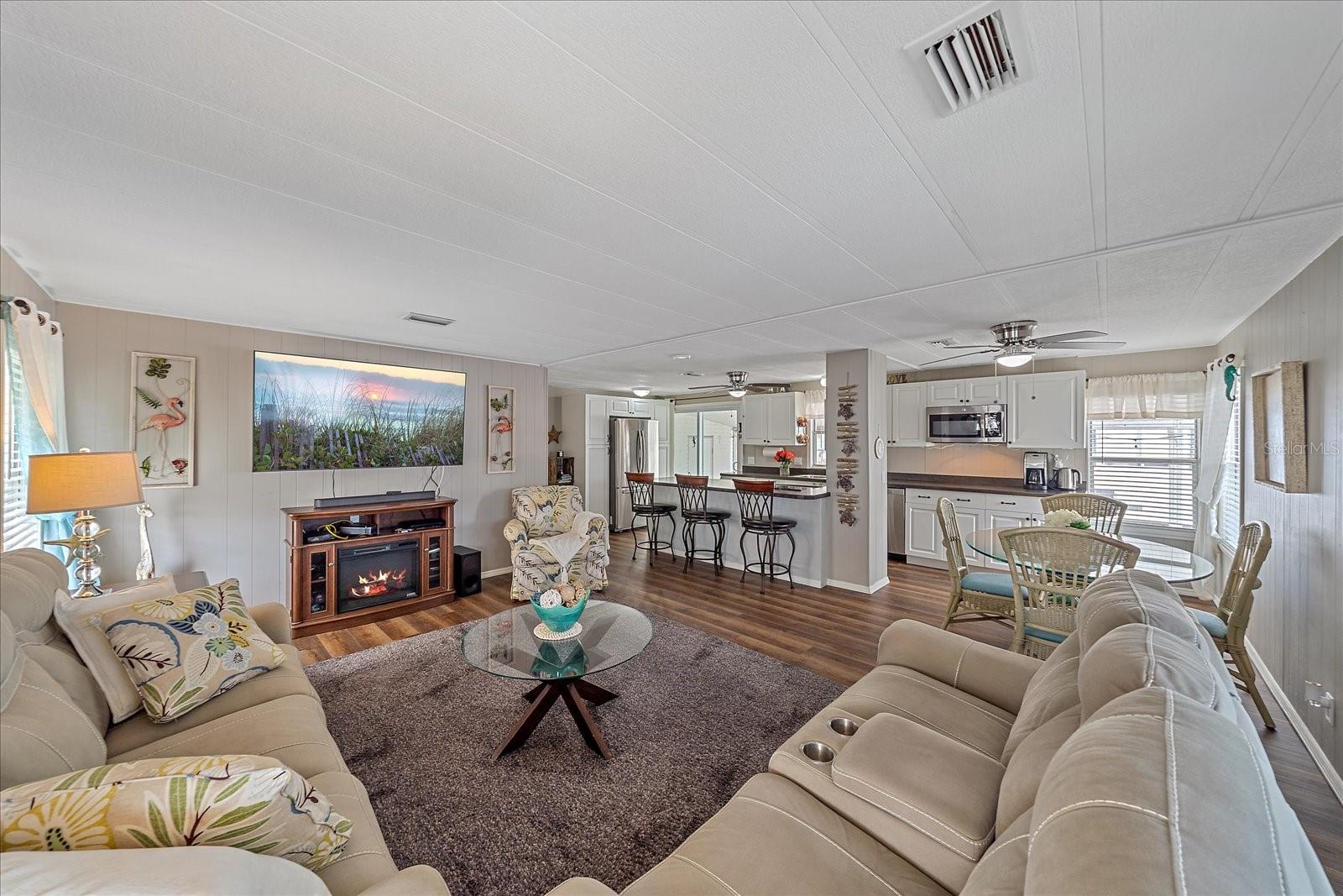 360 TAMPICO DR, PALMETTO, FL, 34221