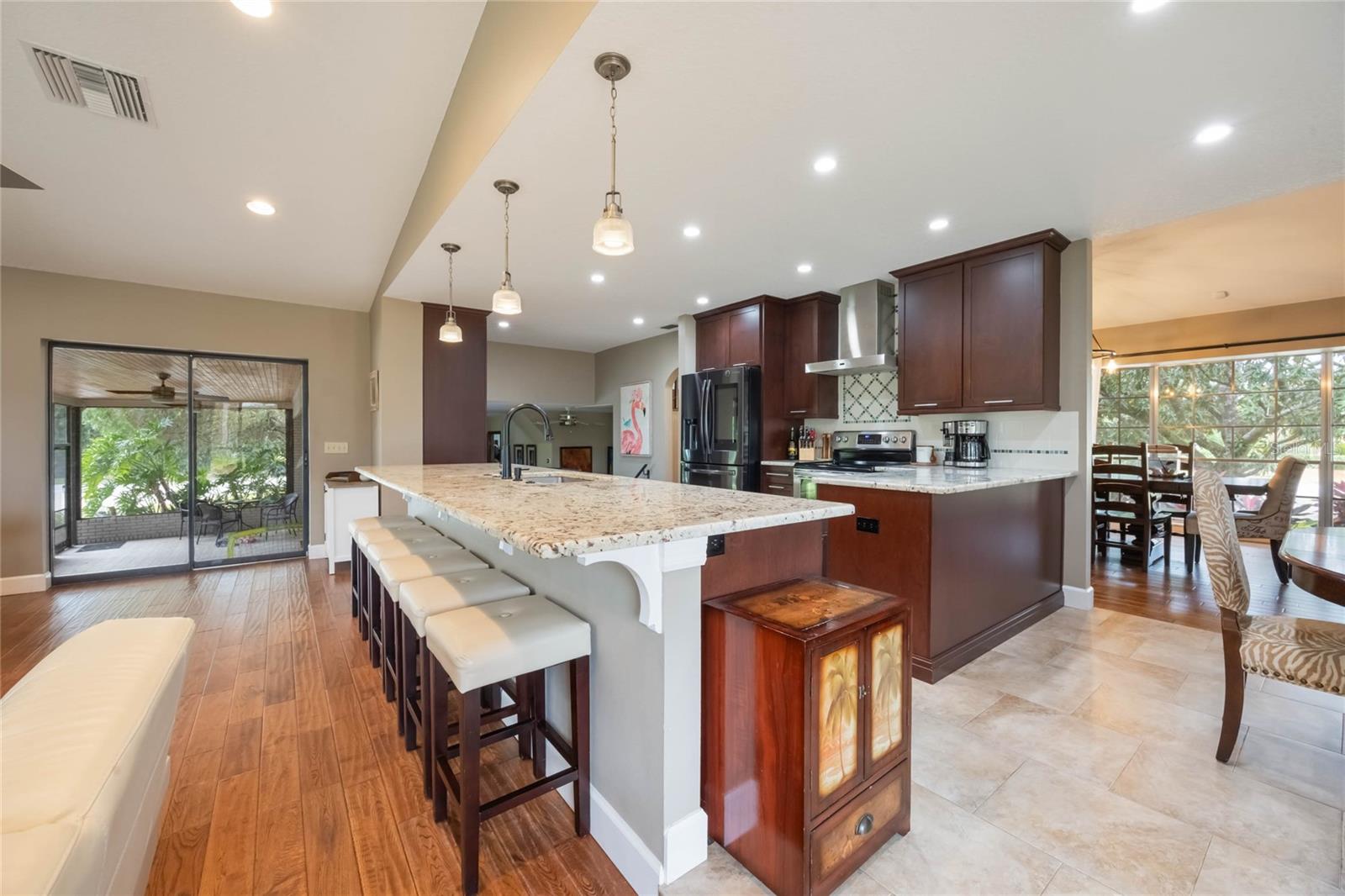 2351 WESTWOOD DR, LONGWOOD, FL, 32779