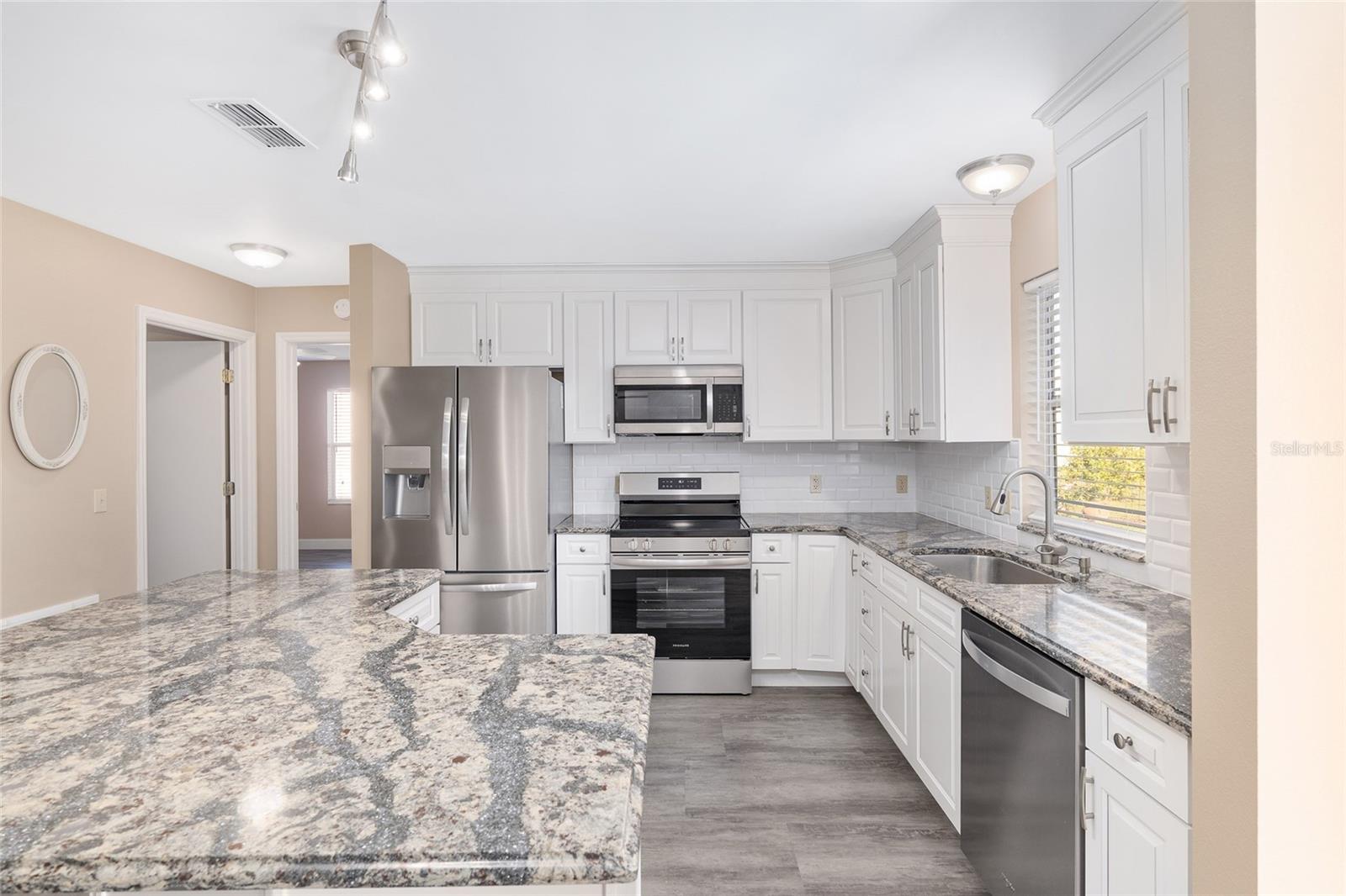 647 SAN PEDRO DR, THE VILLAGES, FL, 32159