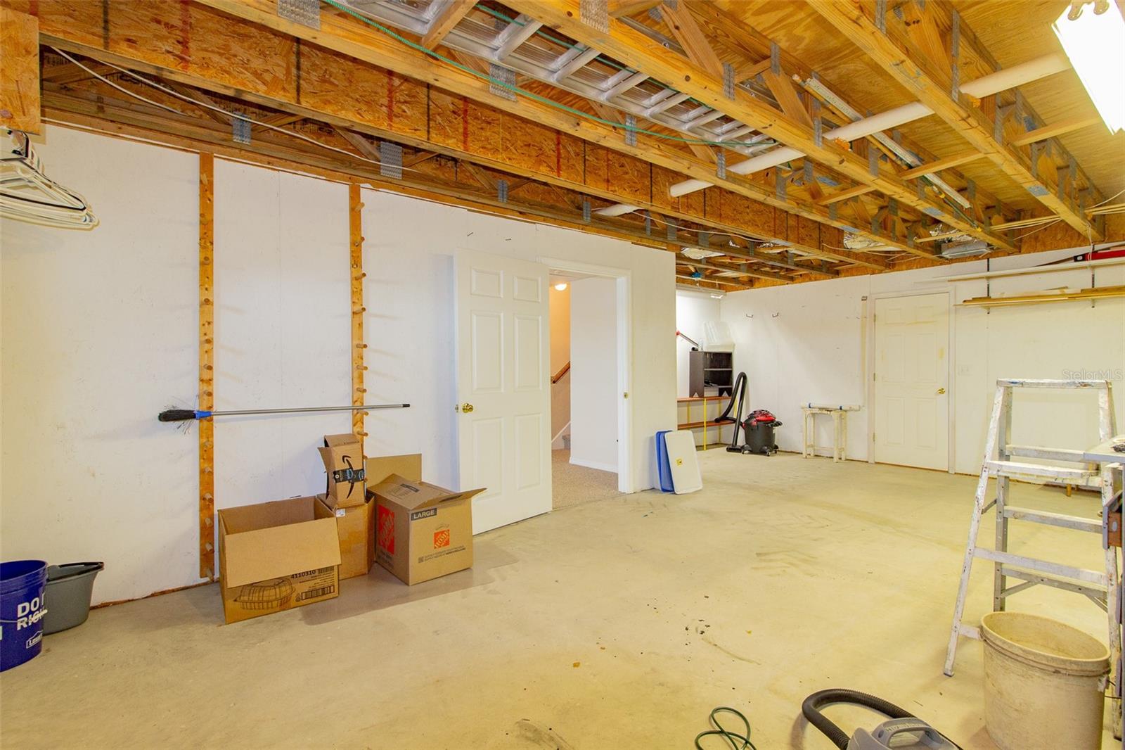 192 LAKE TENNESSEE DR, AUBURNDALE, FL, 33823