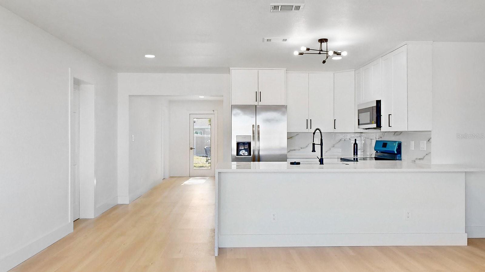 4120 82ND AVE N, PINELLAS PARK, FL, 33781
