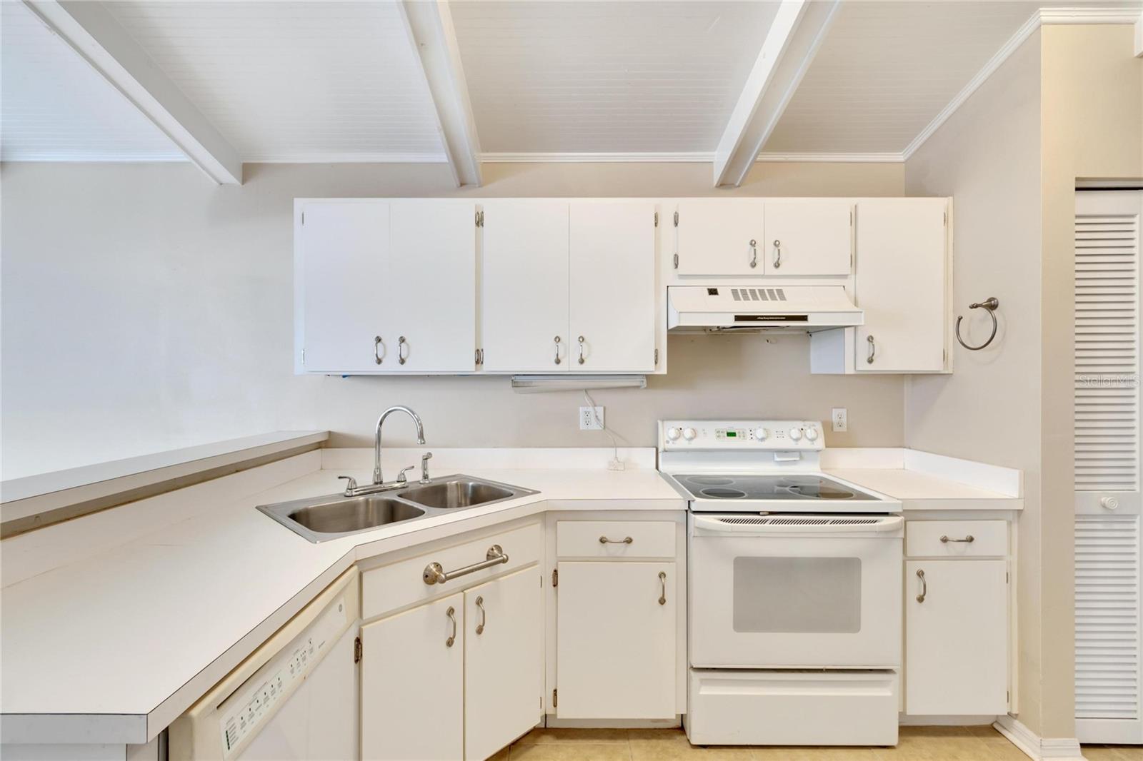 1446 WALDEN OAKS PL, PLANT CITY, FL, 33563