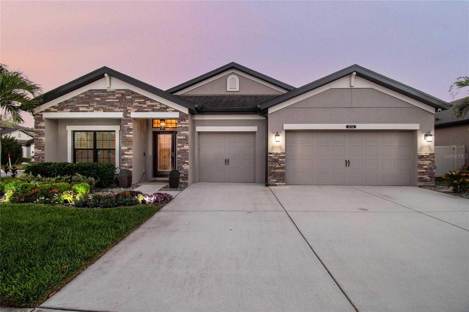 21752 BRISKE MORNING AVE, LAND O LAKES, FL, 34637