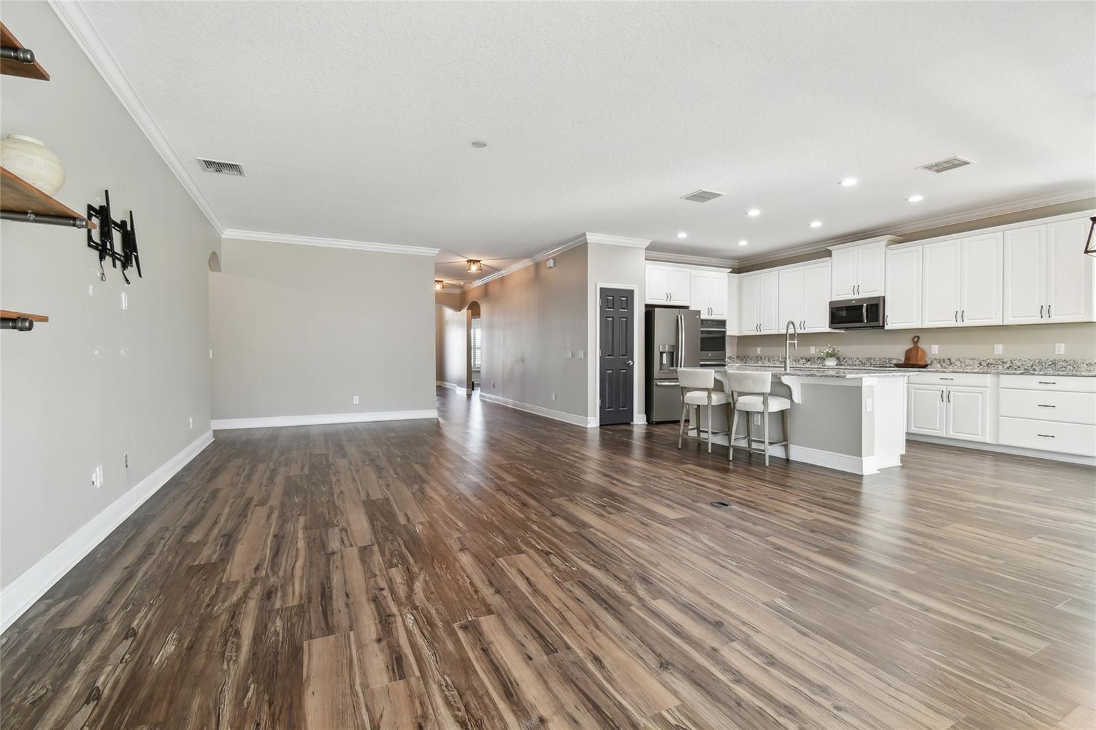 21752 BRISKE MORNING AVE, LAND O LAKES, FL, 34637