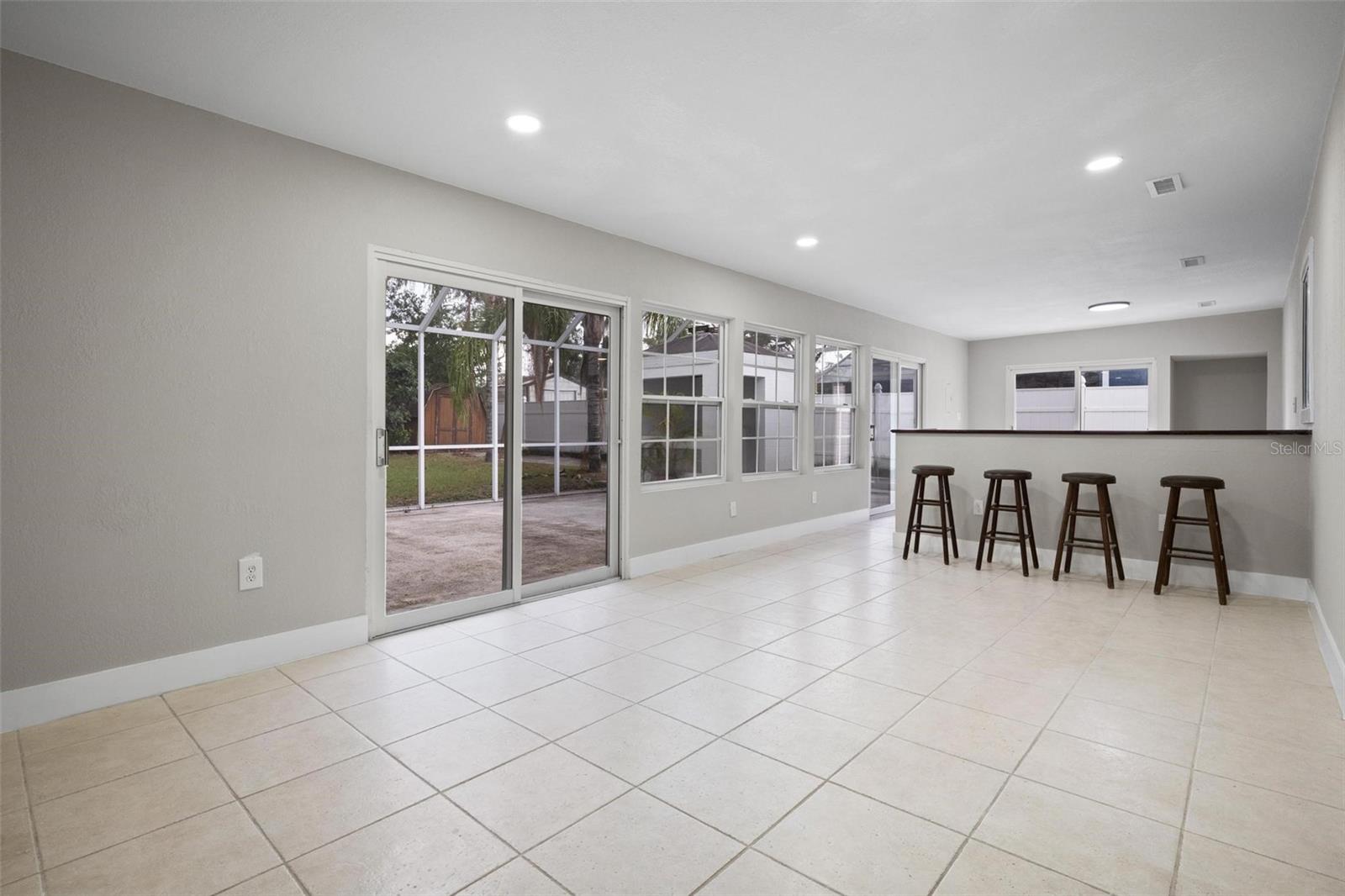 2229 ARCH MCDONALD DR, DOVER, FL, 33527