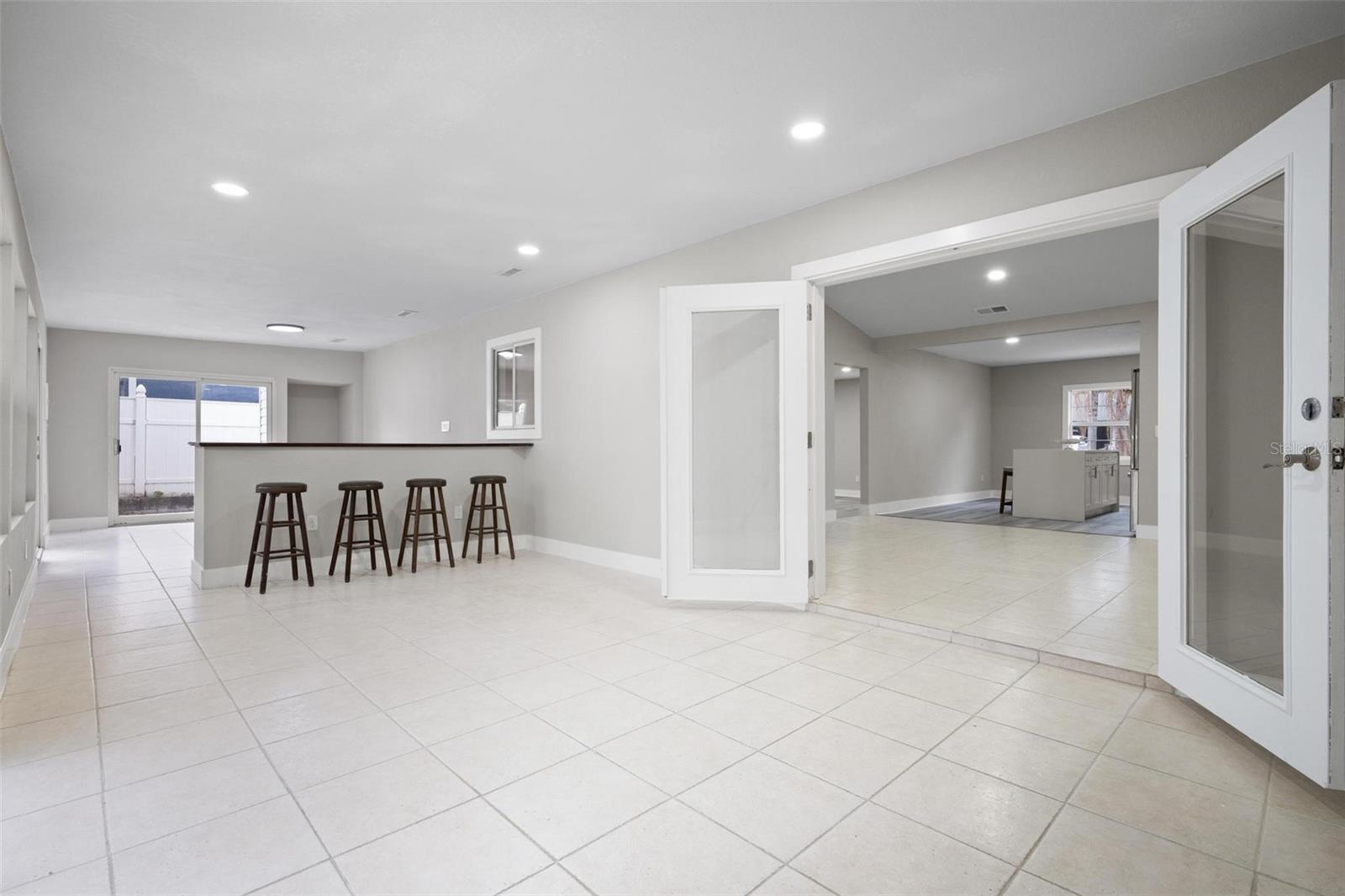 2229 ARCH MCDONALD DR, DOVER, FL, 33527