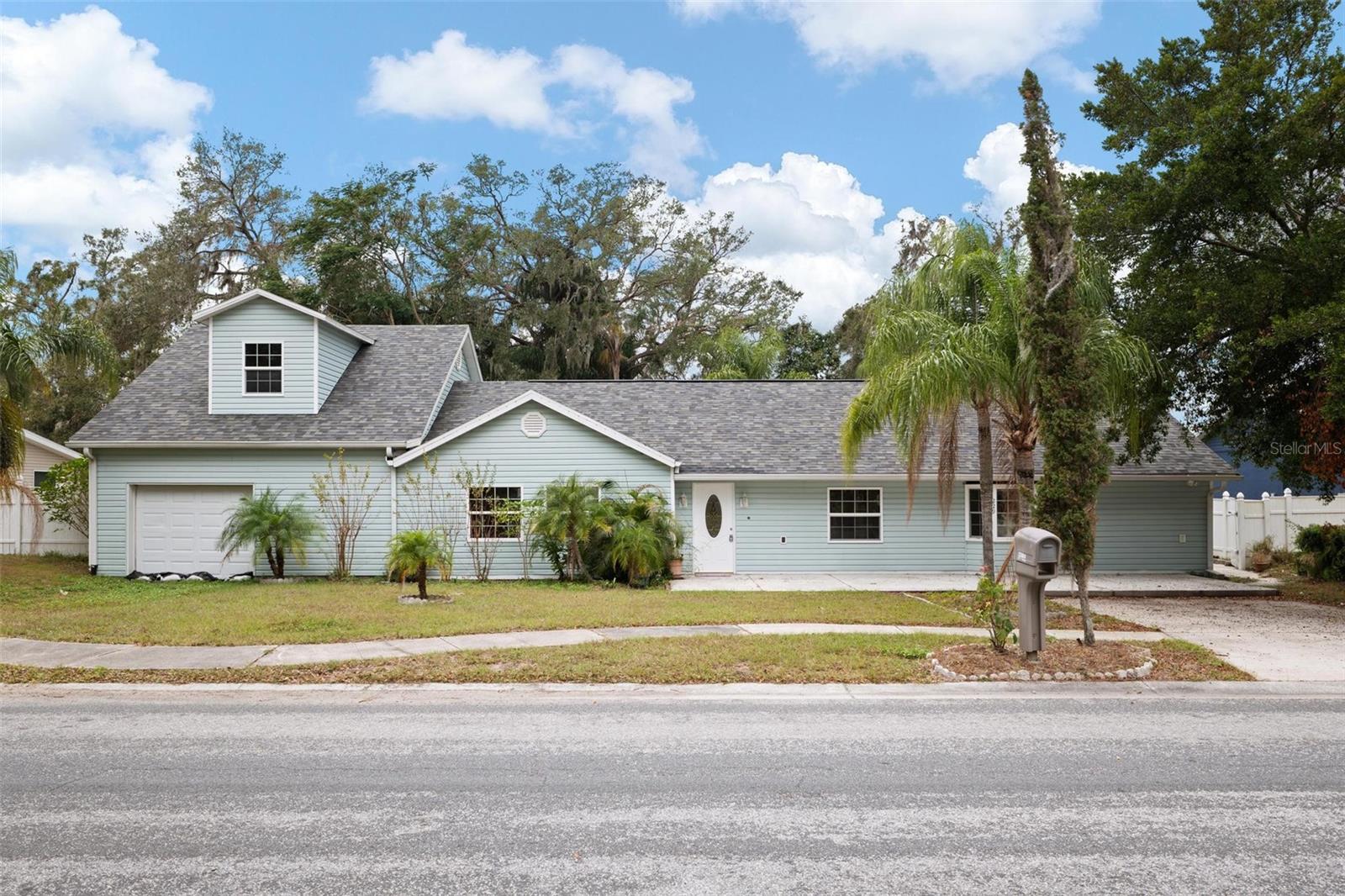 2229 ARCH MCDONALD DR, DOVER, FL, 33527