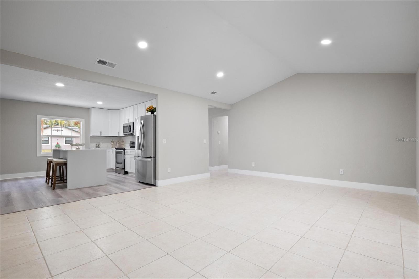 2229 ARCH MCDONALD DR, DOVER, FL, 33527
