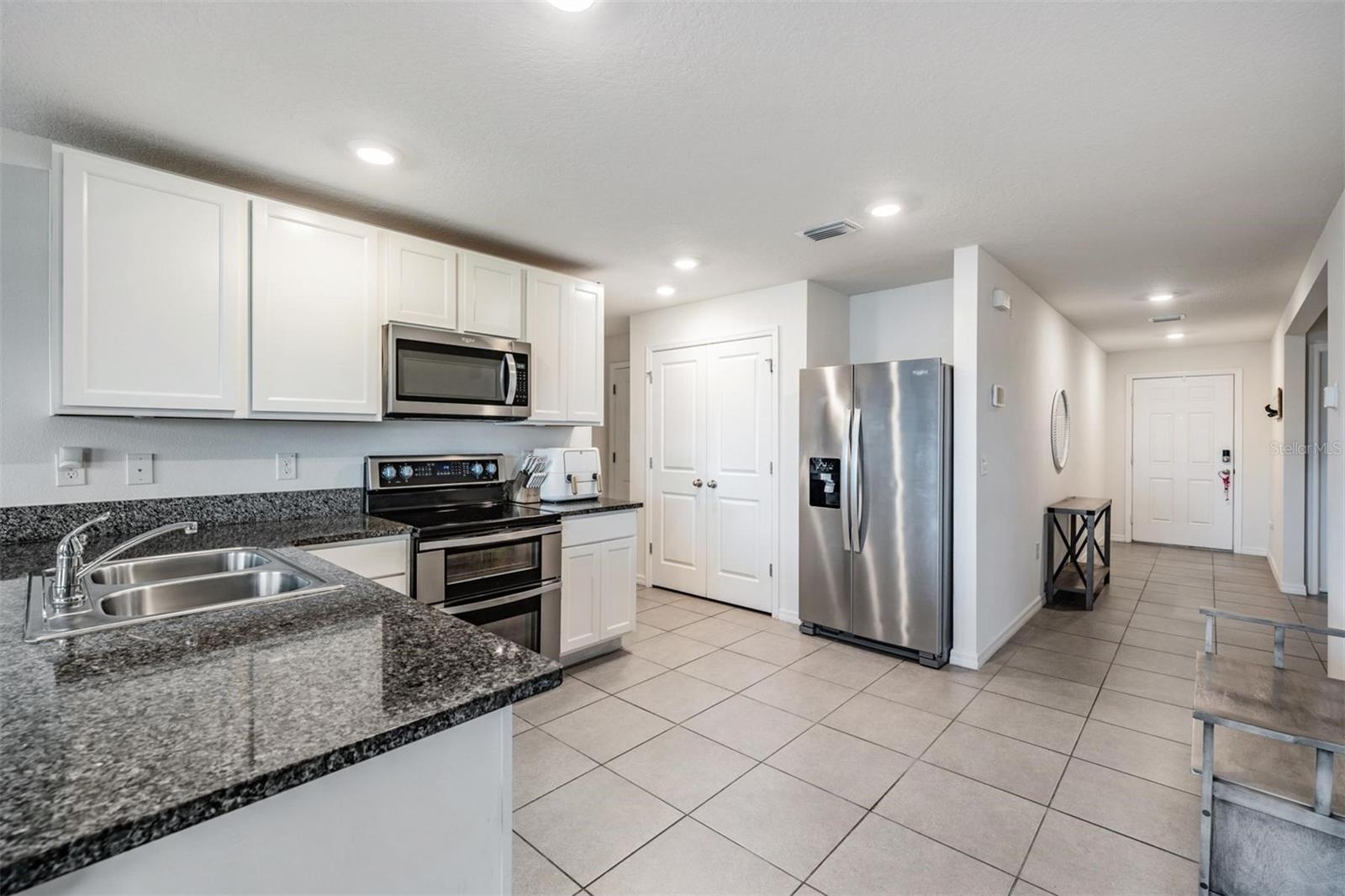8465 BOWER BASS CIR, WESLEY CHAPEL, FL, 33545