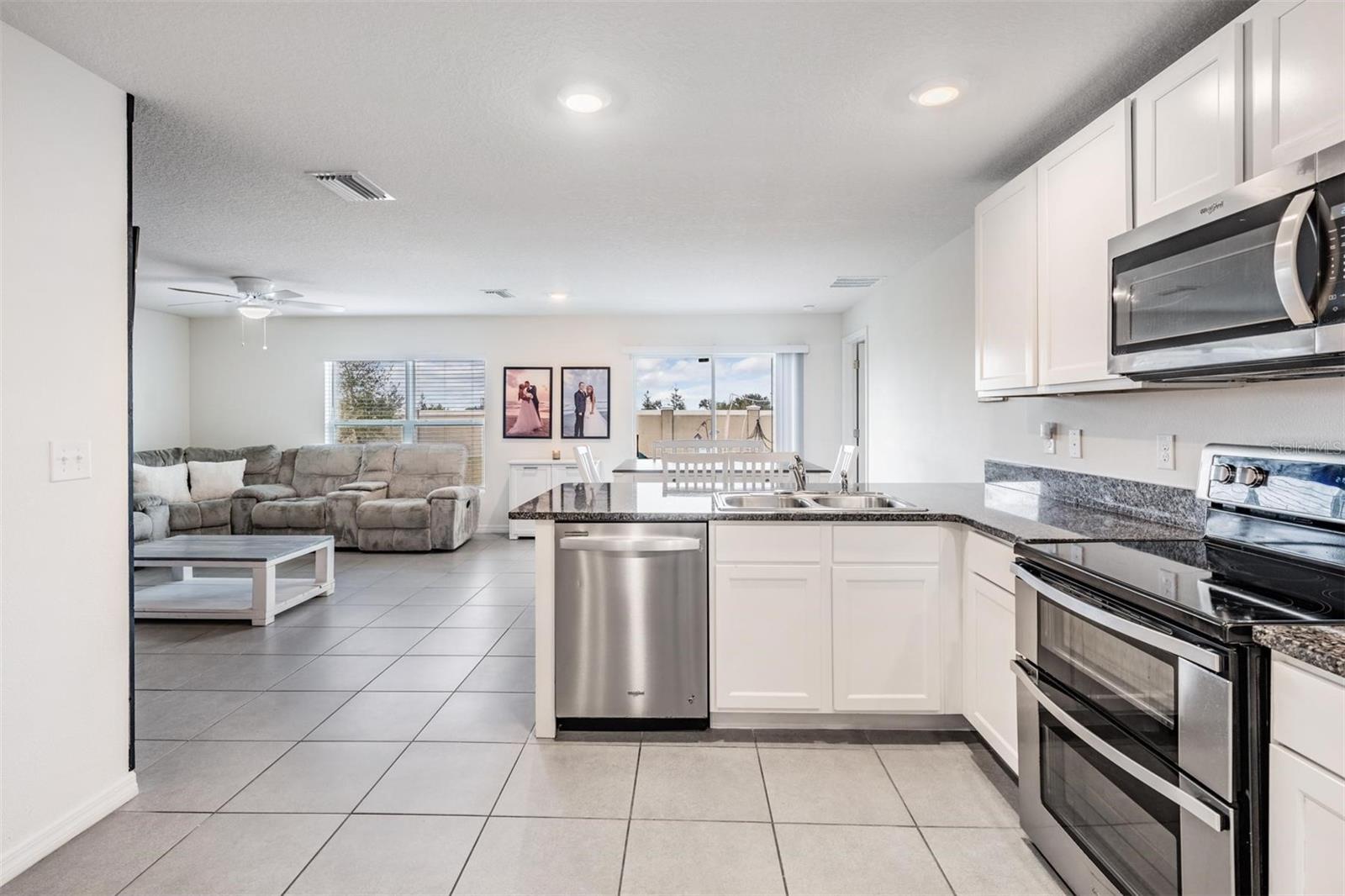 8465 BOWER BASS CIR, WESLEY CHAPEL, FL, 33545