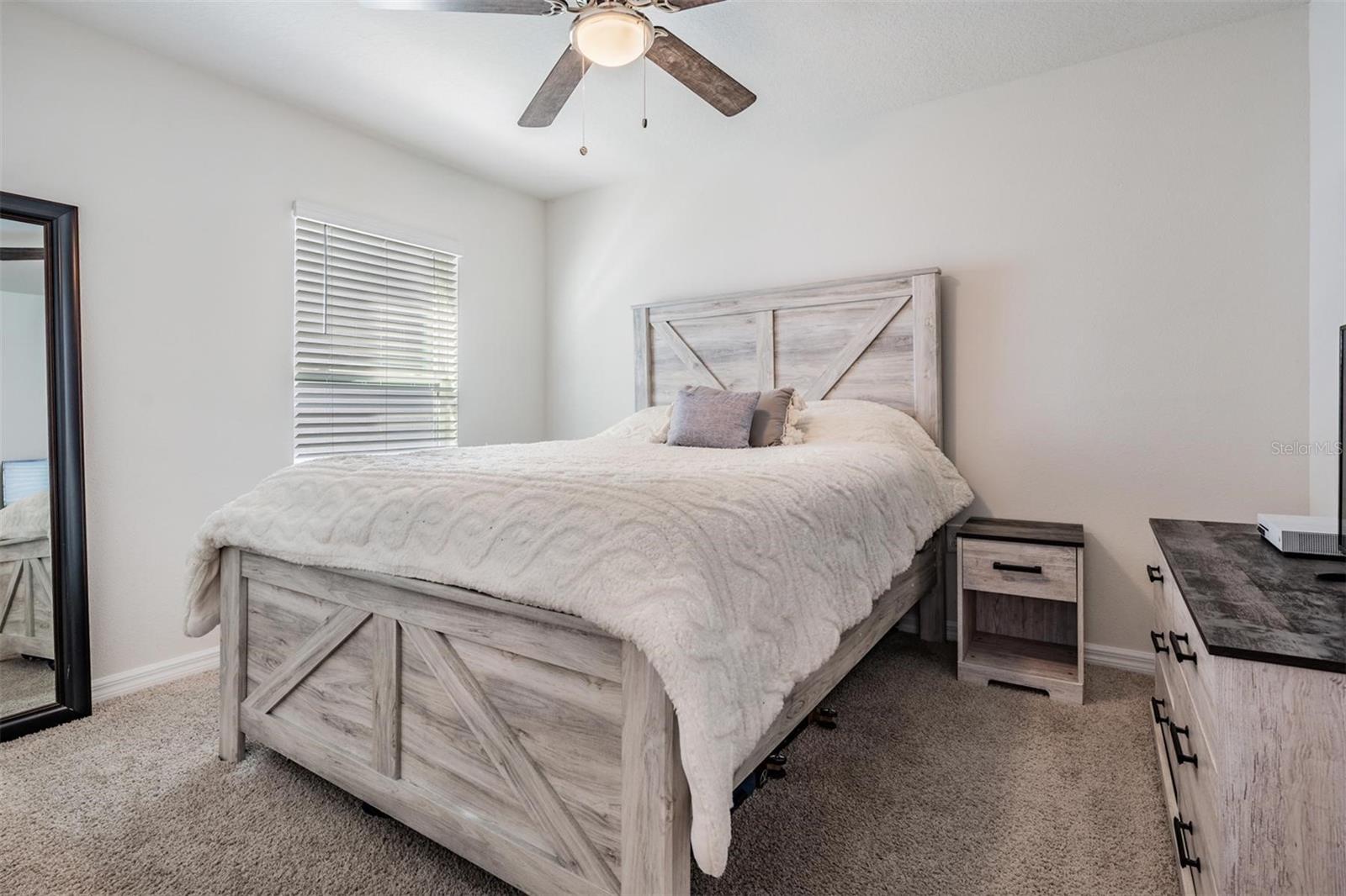 8465 BOWER BASS CIR, WESLEY CHAPEL, FL, 33545