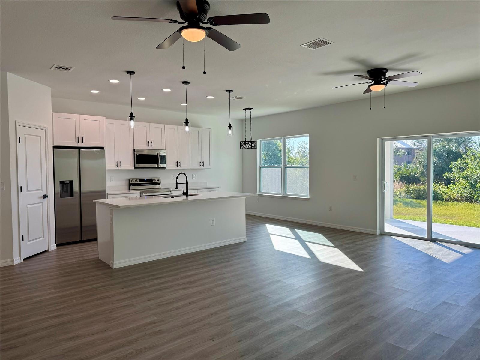 10253 CALUMET BLVD, PORT CHARLOTTE, FL, 33981