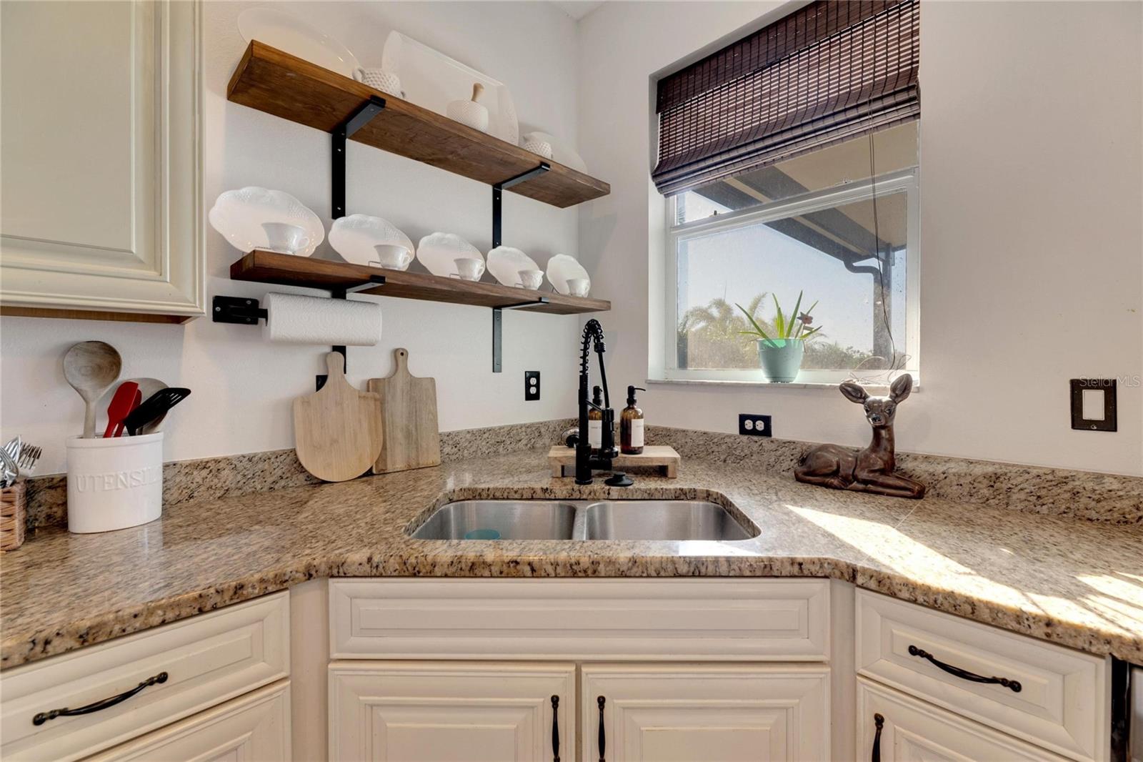 708 FERN LEAF DR, RUSKIN, FL, 33570