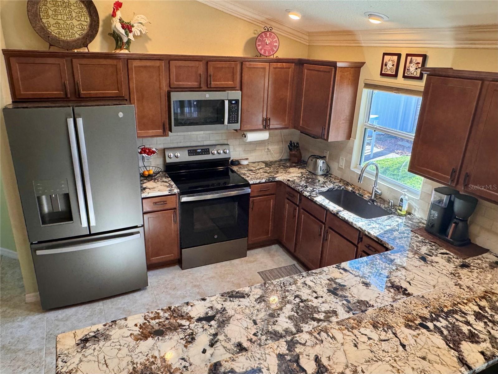 2372 ARBORDALE AVE, THE VILLAGES, FL, 32162