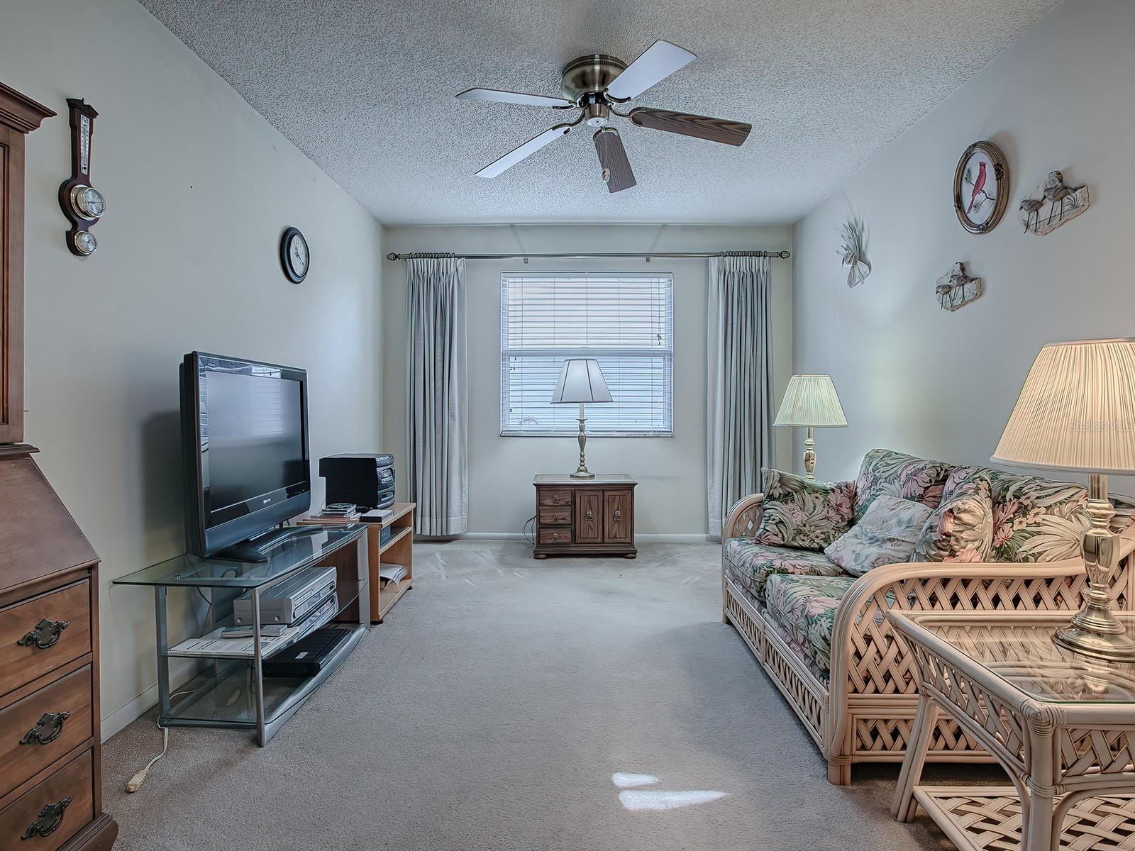 32619 OAK PARK DR, LEESBURG, FL, 34748