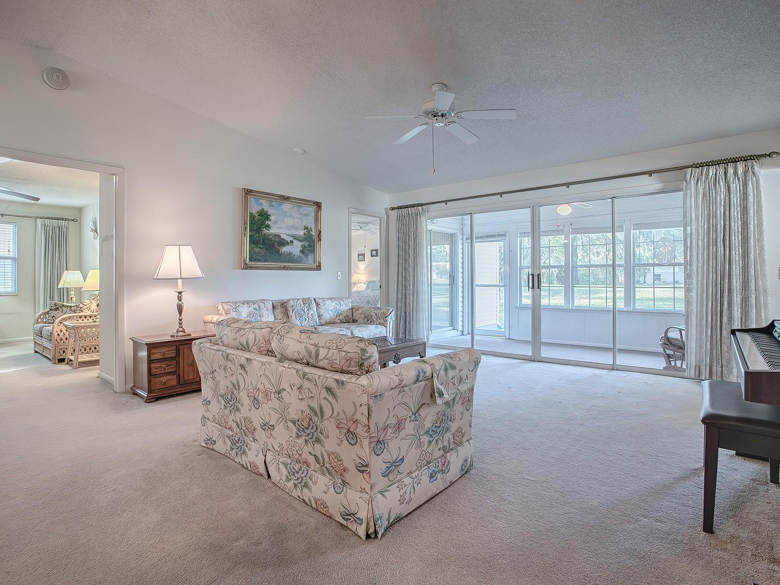 32619 OAK PARK DR, LEESBURG, FL, 34748