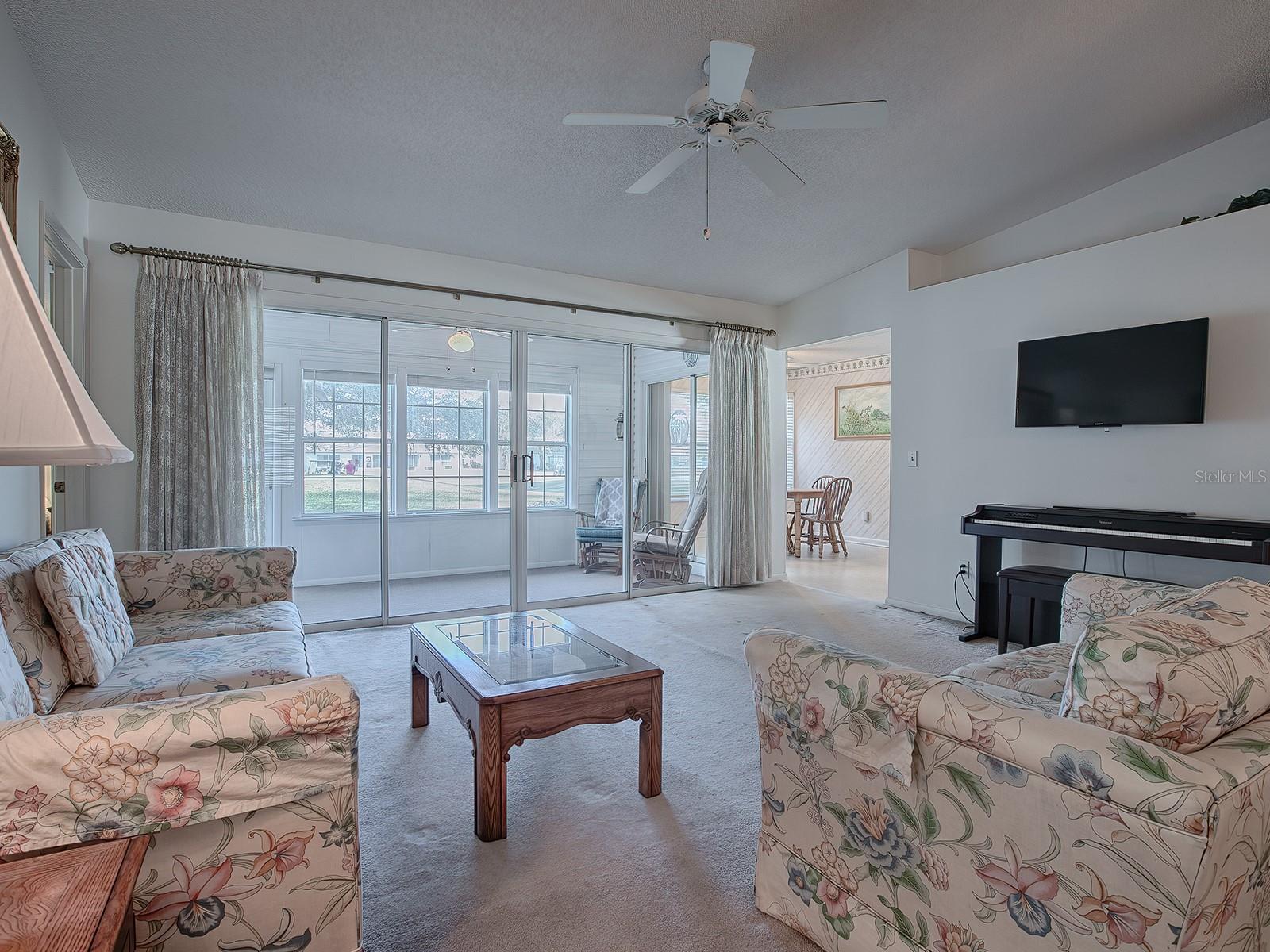 32619 OAK PARK DR, LEESBURG, FL, 34748