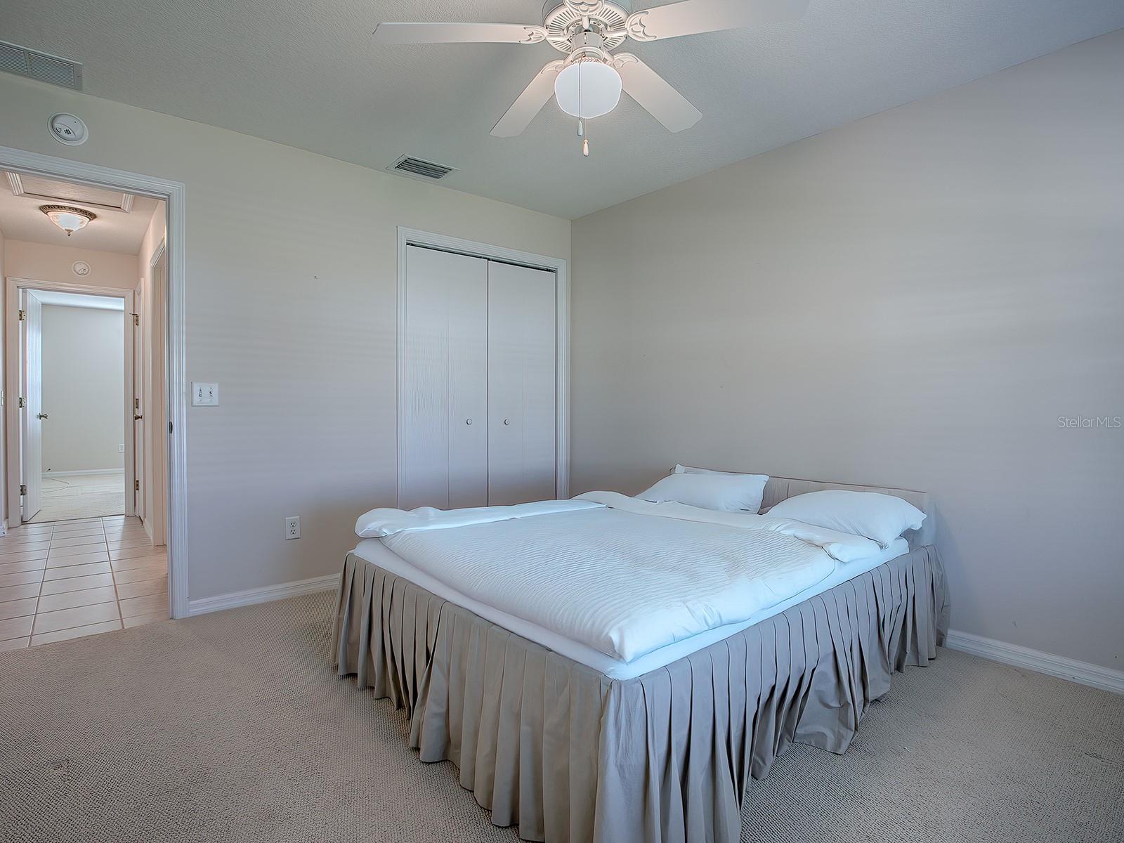 941 EASTMONT CT, THE VILLAGES, FL, 32162