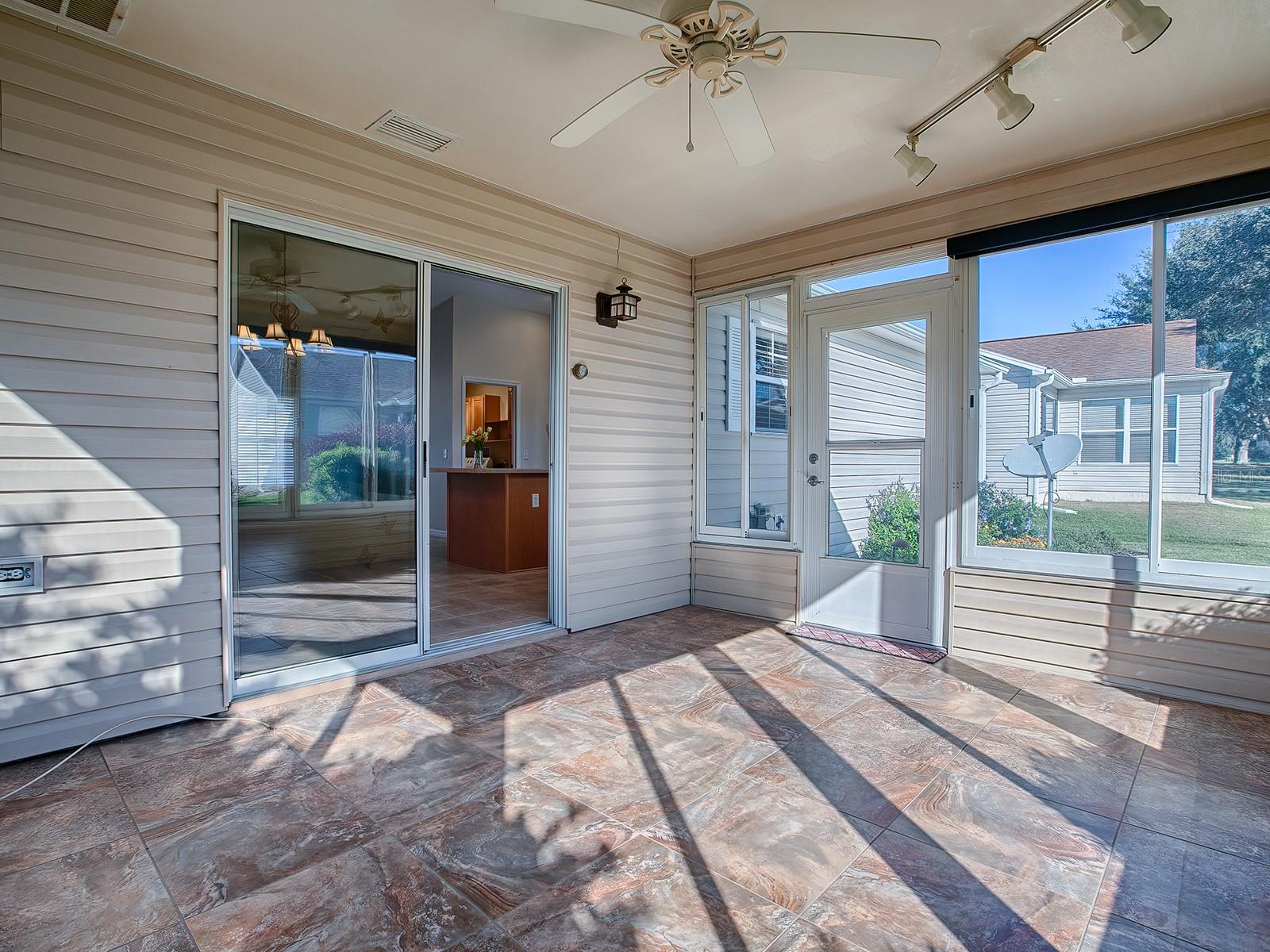 941 EASTMONT CT, THE VILLAGES, FL, 32162