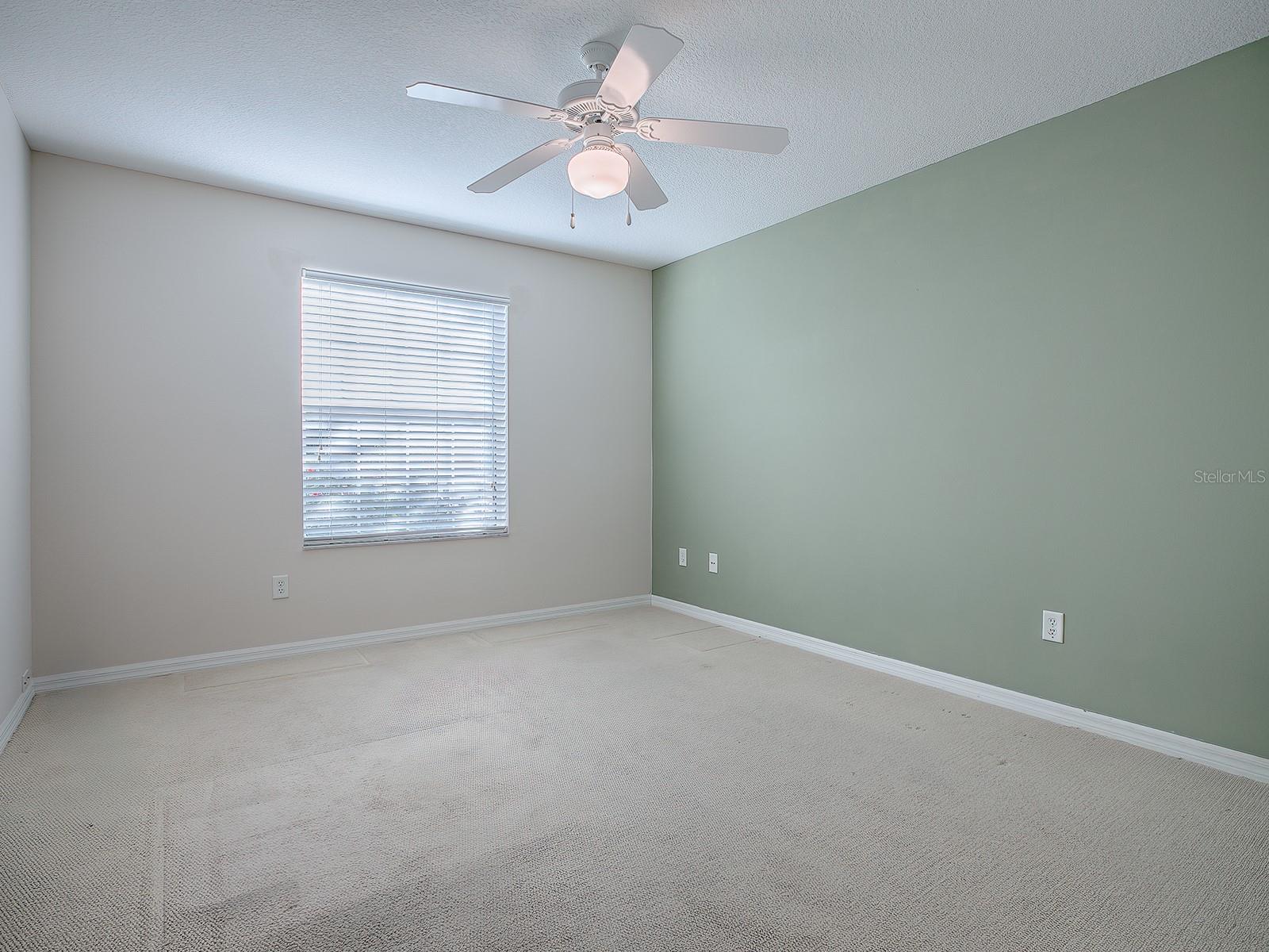 941 EASTMONT CT, THE VILLAGES, FL, 32162