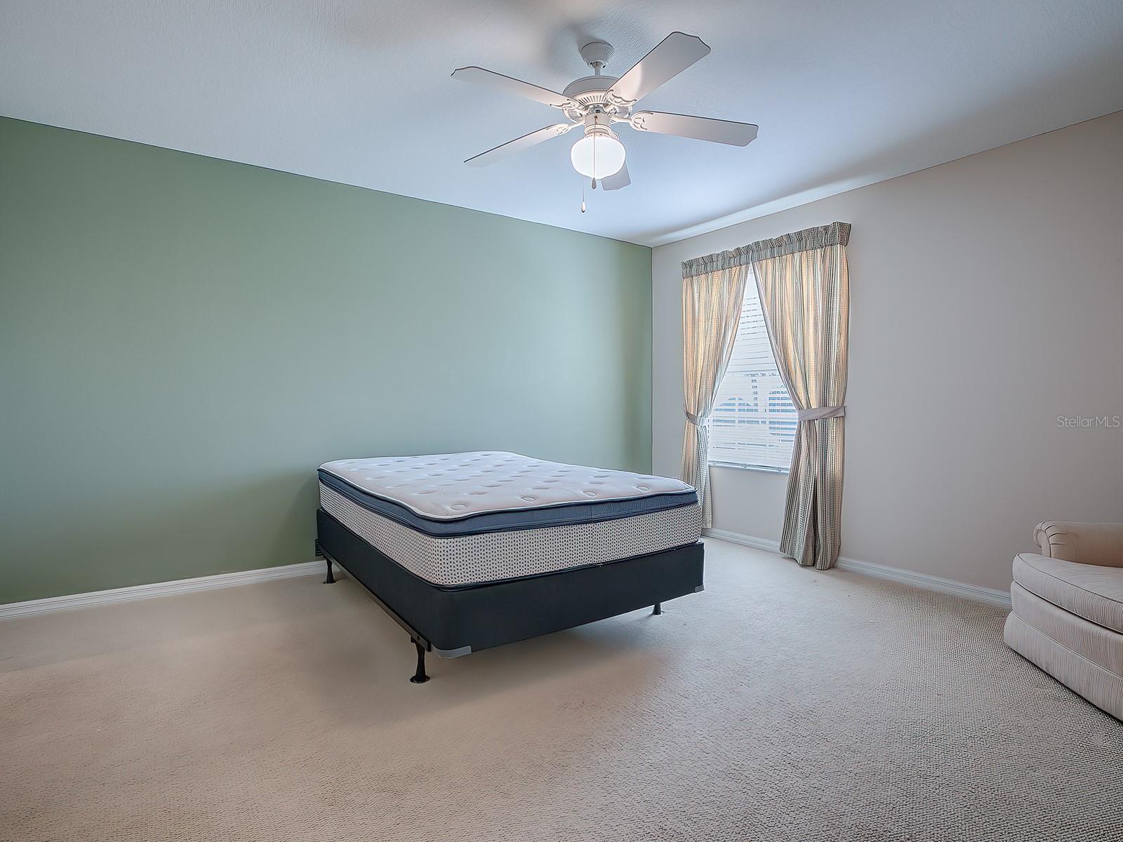941 EASTMONT CT, THE VILLAGES, FL, 32162