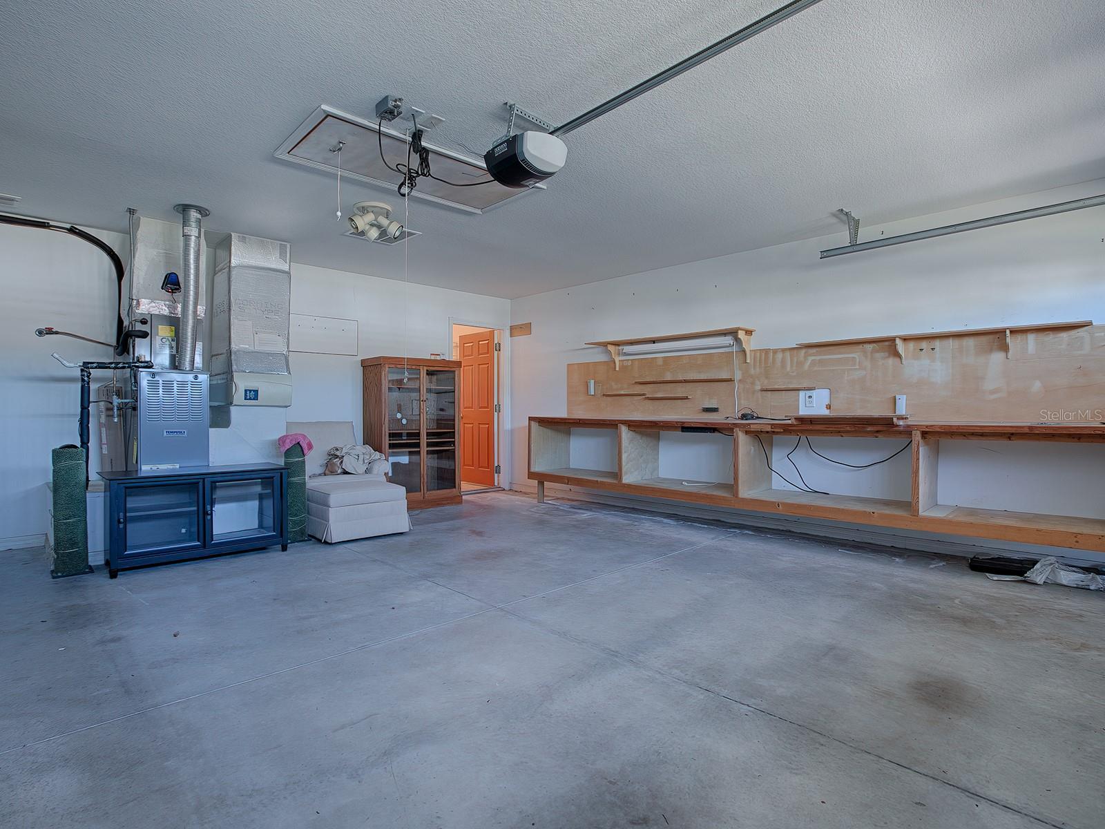 941 EASTMONT CT, THE VILLAGES, FL, 32162