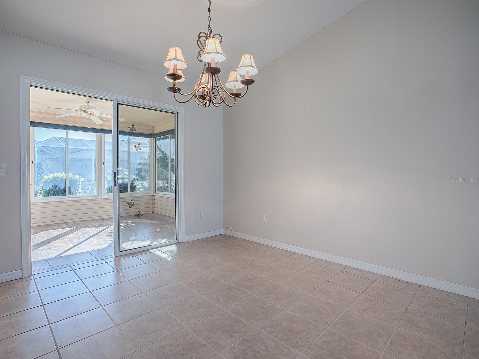 941 EASTMONT CT, THE VILLAGES, FL, 32162