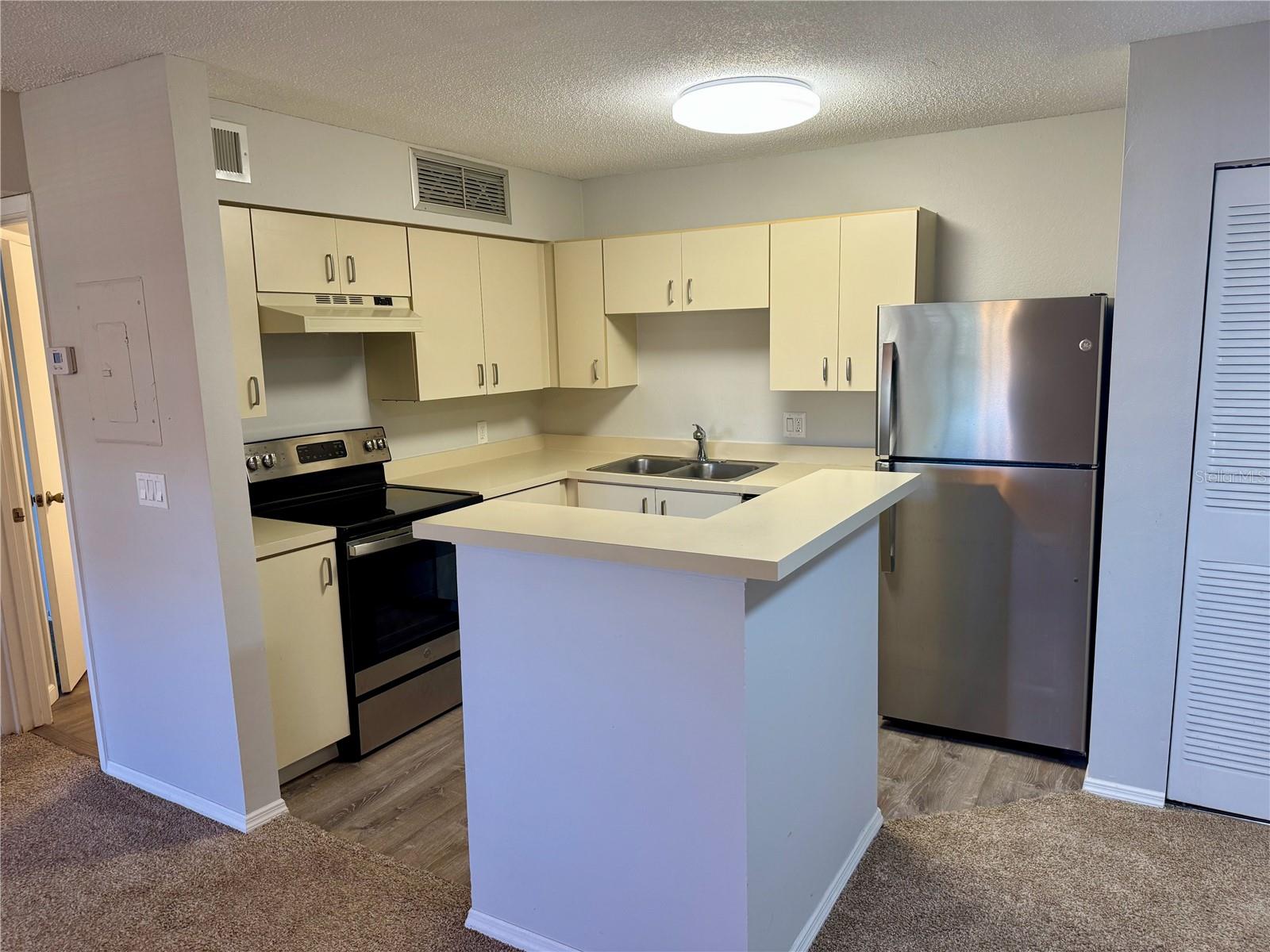 485 FORESTWAY CIR #202, ALTAMONTE SPRINGS, FL, 32701