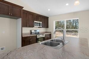 8233 N CREEK WAY, CITRUS SPRINGS, FL, 34434