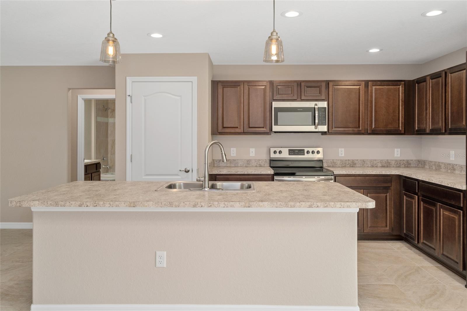 8249 N CREEK WAY, CITRUS SPRINGS, FL, 34434