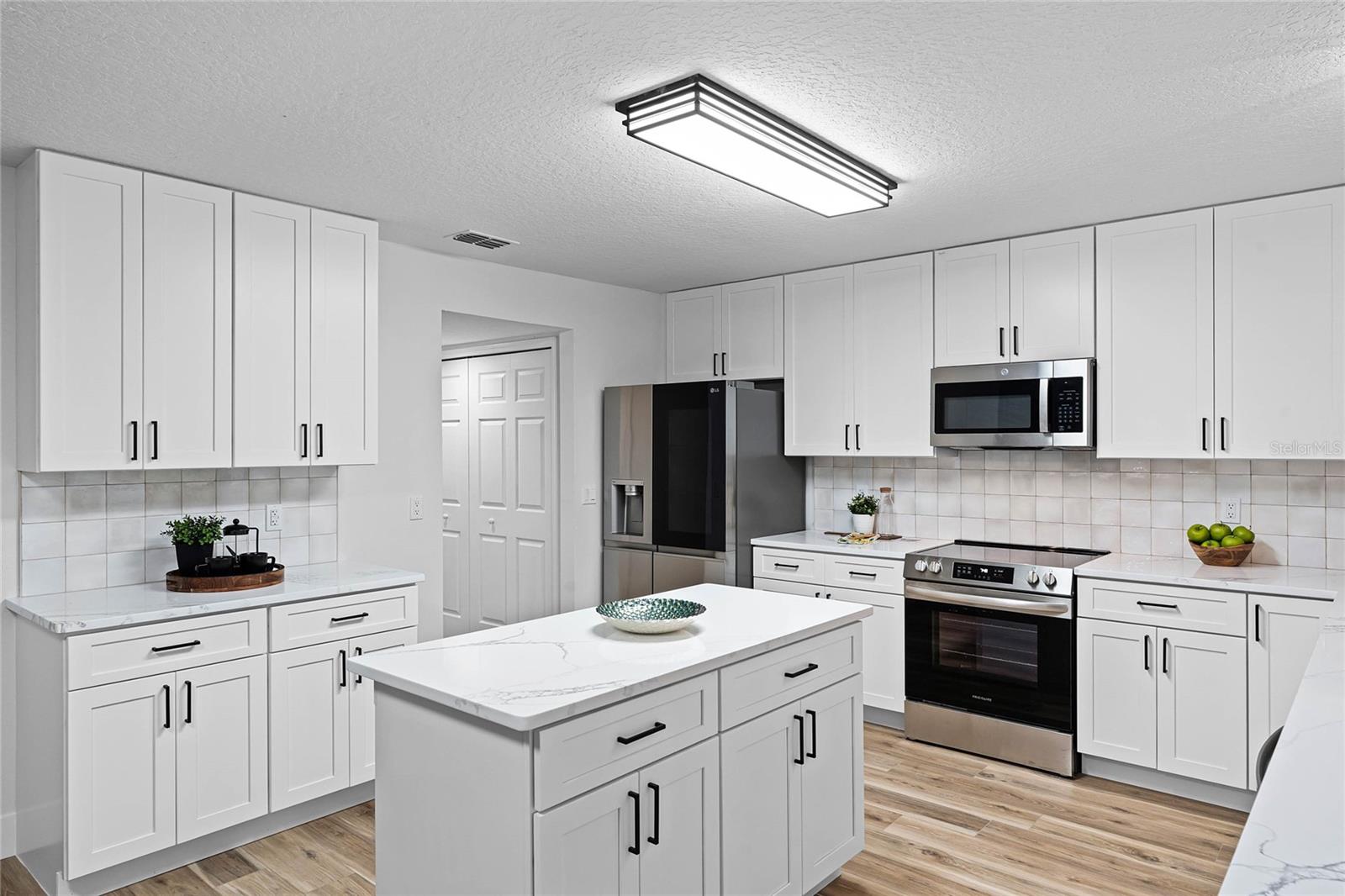 333 FAIRFIELD DR, SANFORD, FL, 32771