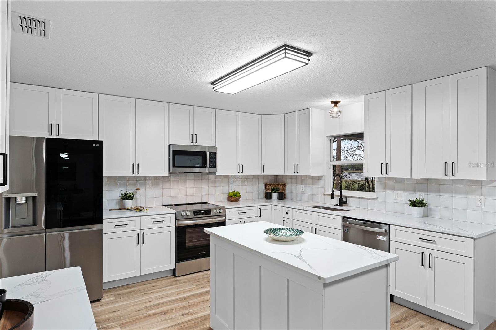 333 FAIRFIELD DR, SANFORD, FL, 32771