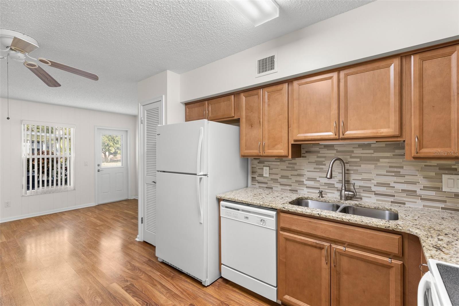 2262 SWEDISH DR #12, CLEARWATER, FL, 33763