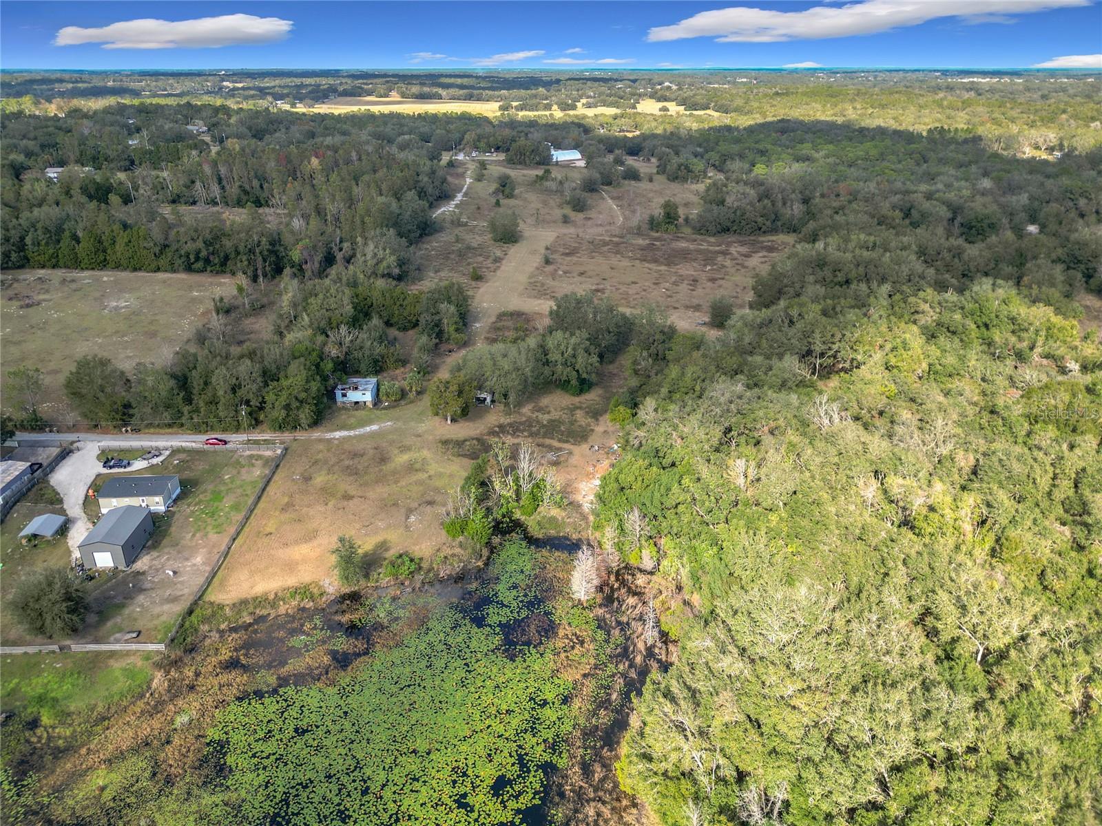 4235 DOVE VALLEY LN, LADY LAKE, FL, 32159