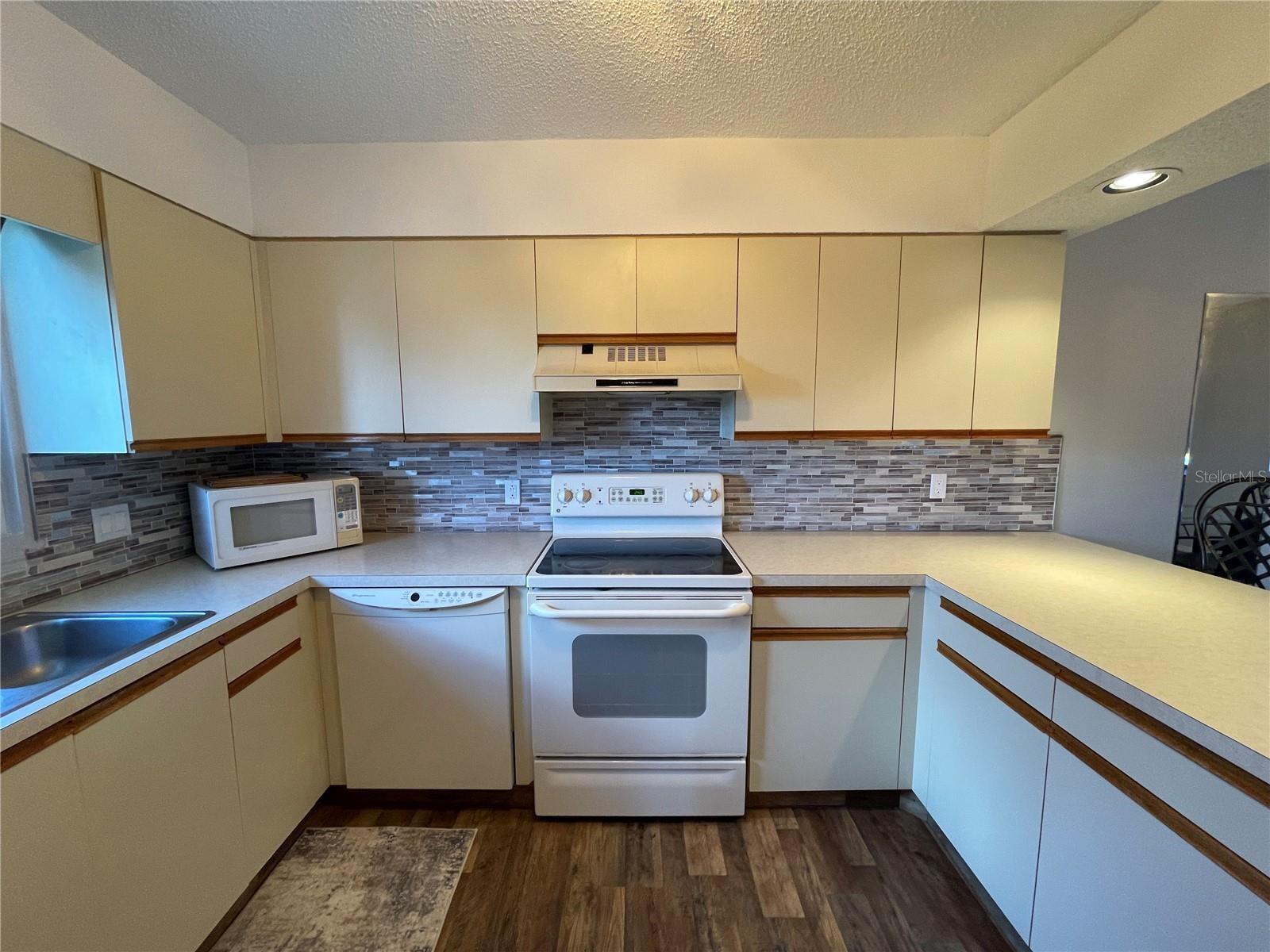 200 ROTONDA BLVD W #A4, ROTONDA WEST, FL, 33947