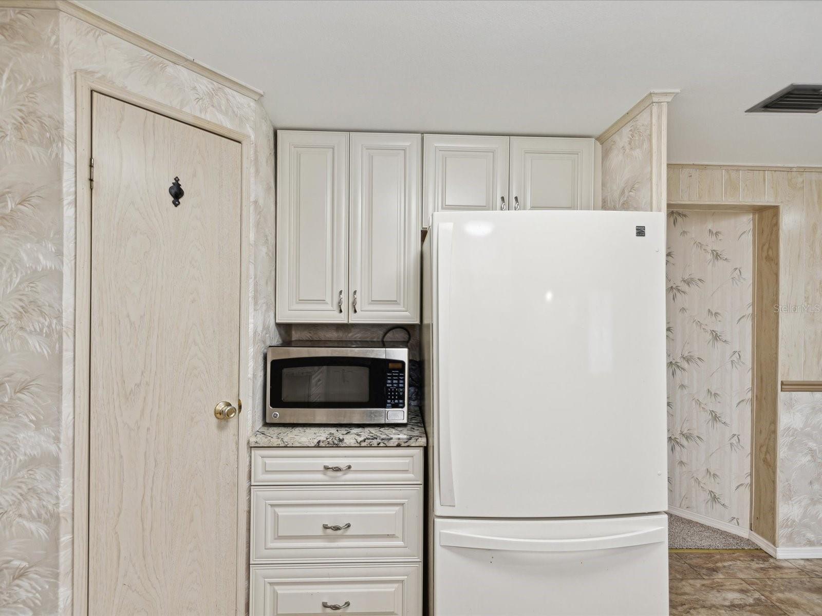 7484 MONTROSE AVE, BROOKSVILLE, FL, 34613