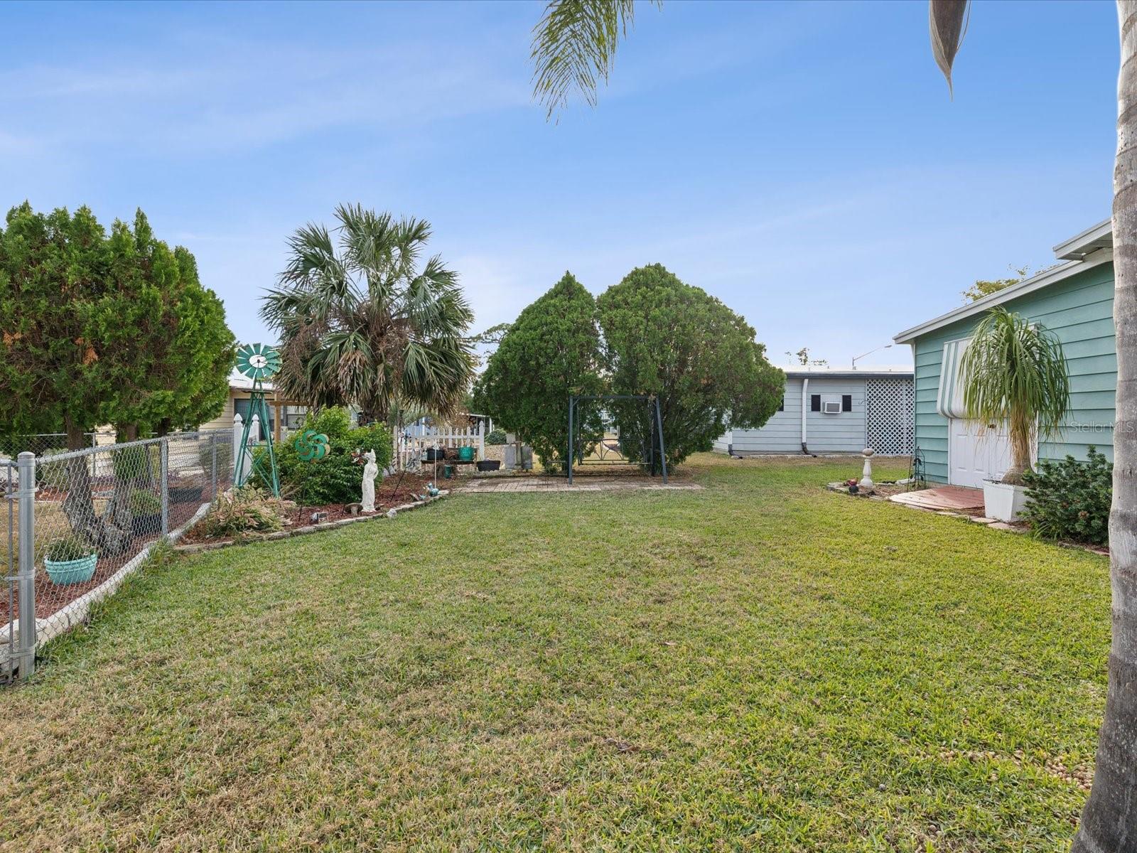 7484 MONTROSE AVE, BROOKSVILLE, FL, 34613