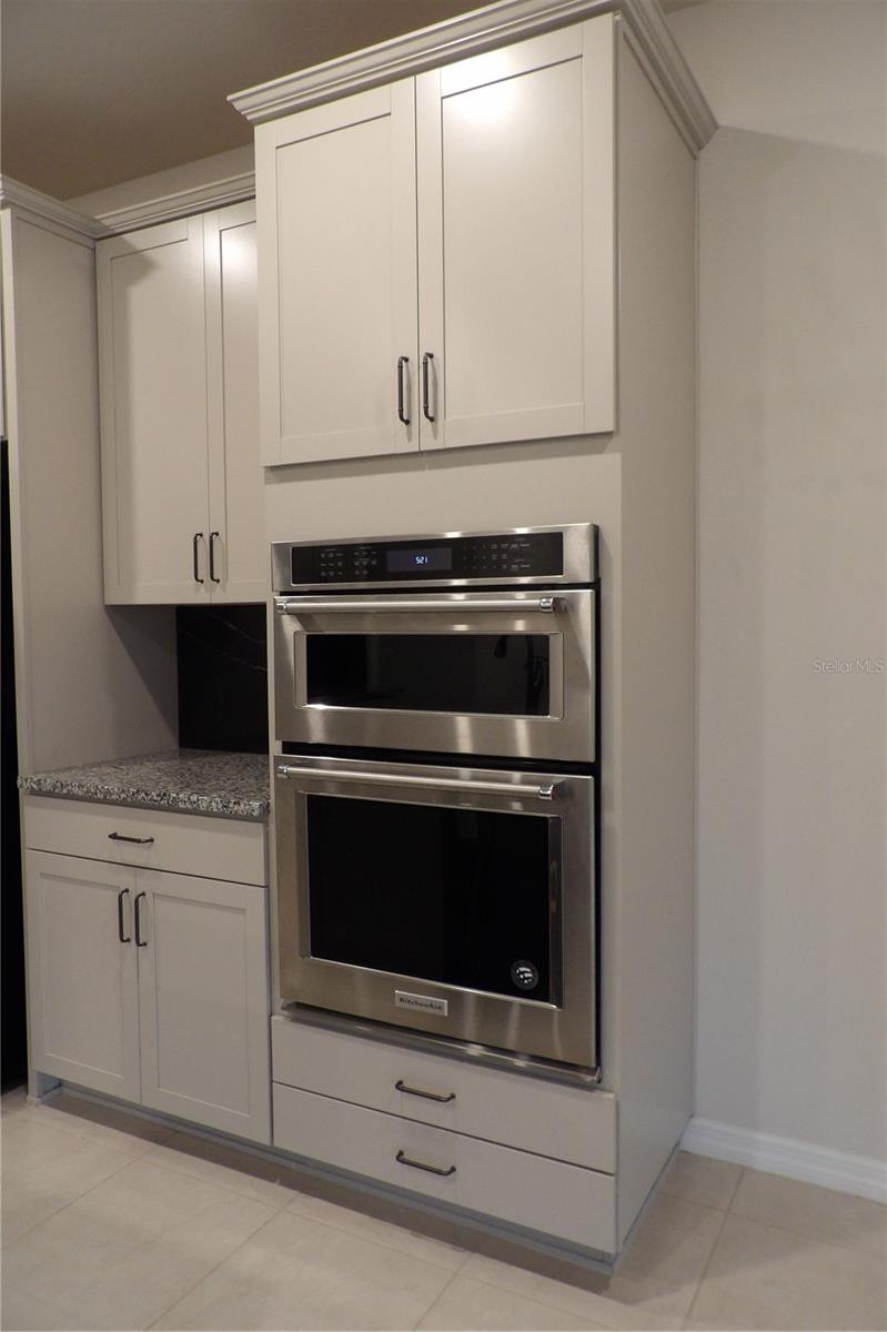 10844 ROLLING MOSS RD, TAMPA, FL, 33647