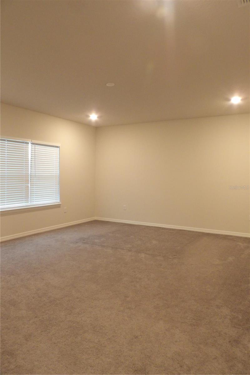 10844 ROLLING MOSS RD, TAMPA, FL, 33647