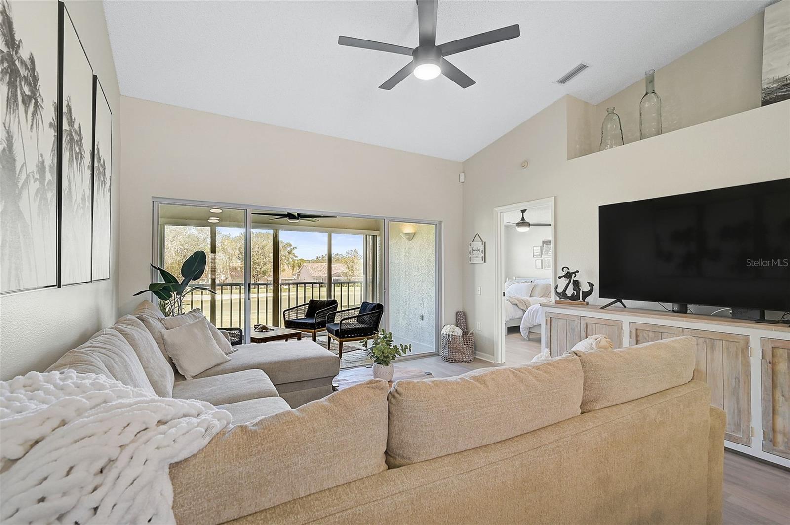4206 CADDIE DR E #202, BRADENTON, FL, 34203