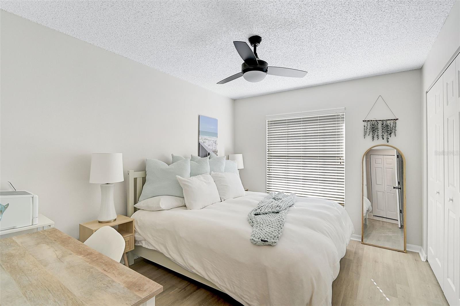 4206 CADDIE DR E #202, BRADENTON, FL, 34203