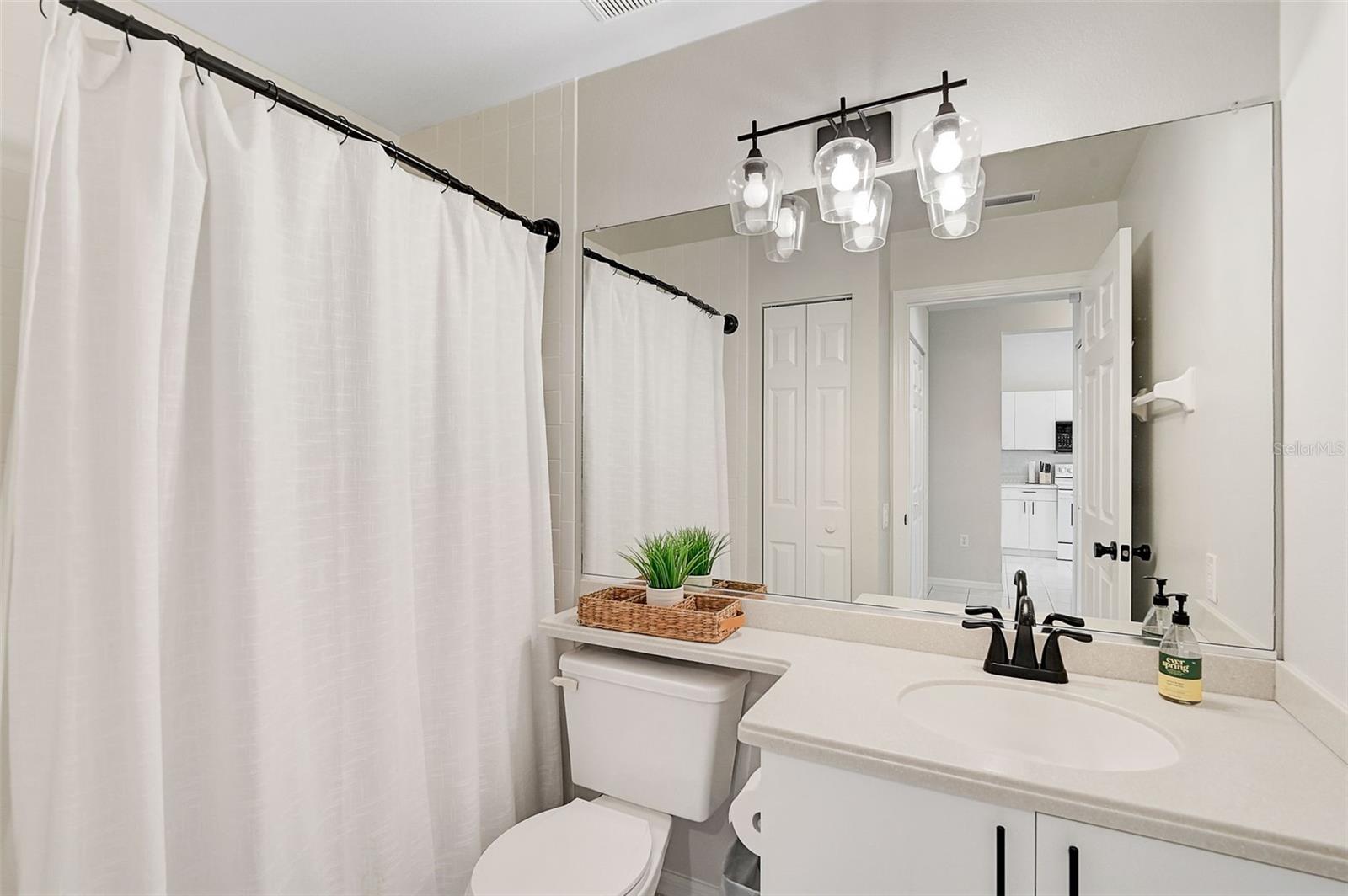 4206 CADDIE DR E #202, BRADENTON, FL, 34203